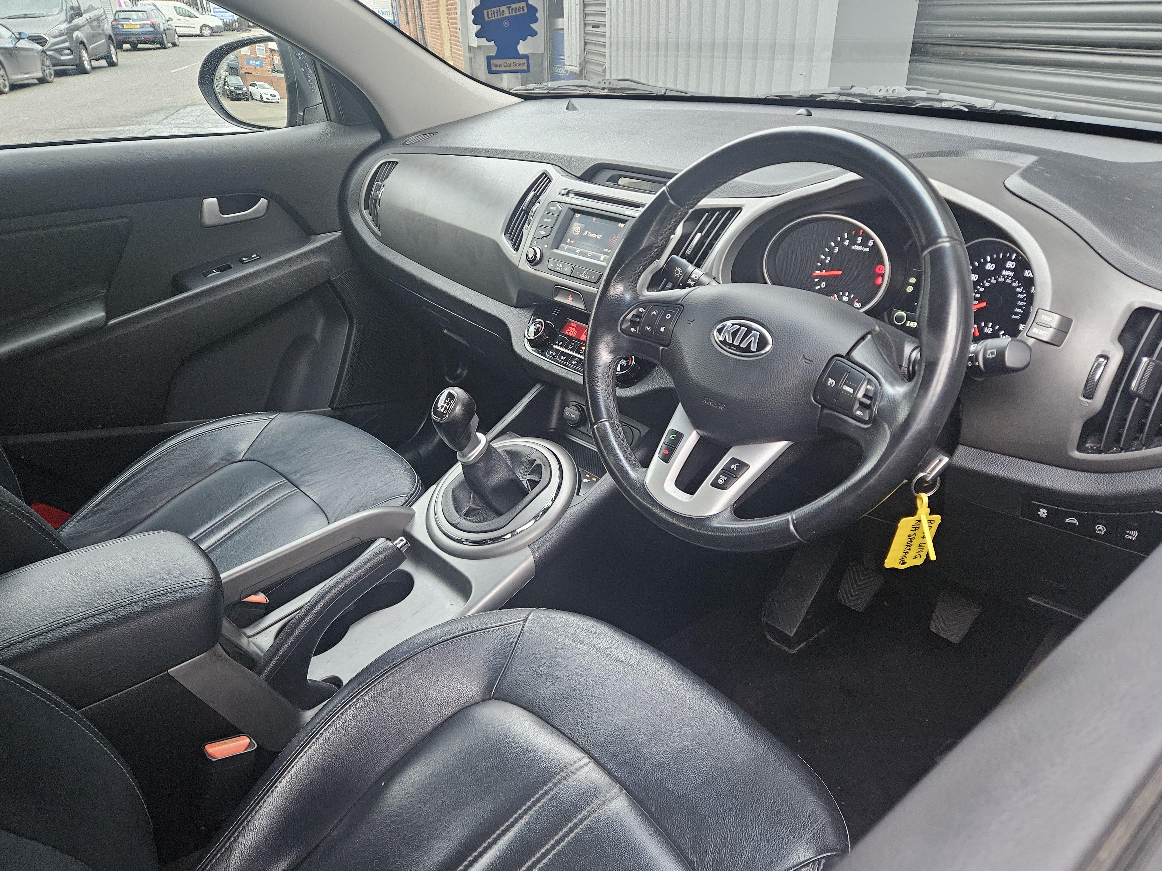 Kia Sportage - Image 17