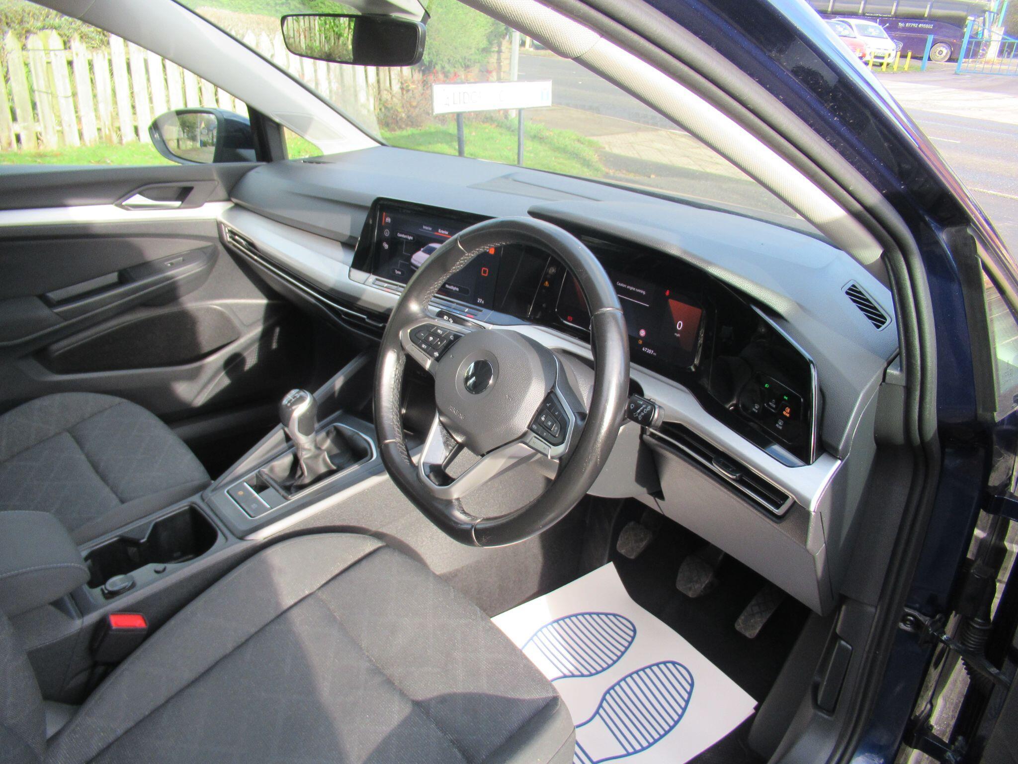 Volkswagen Golf - Image 15