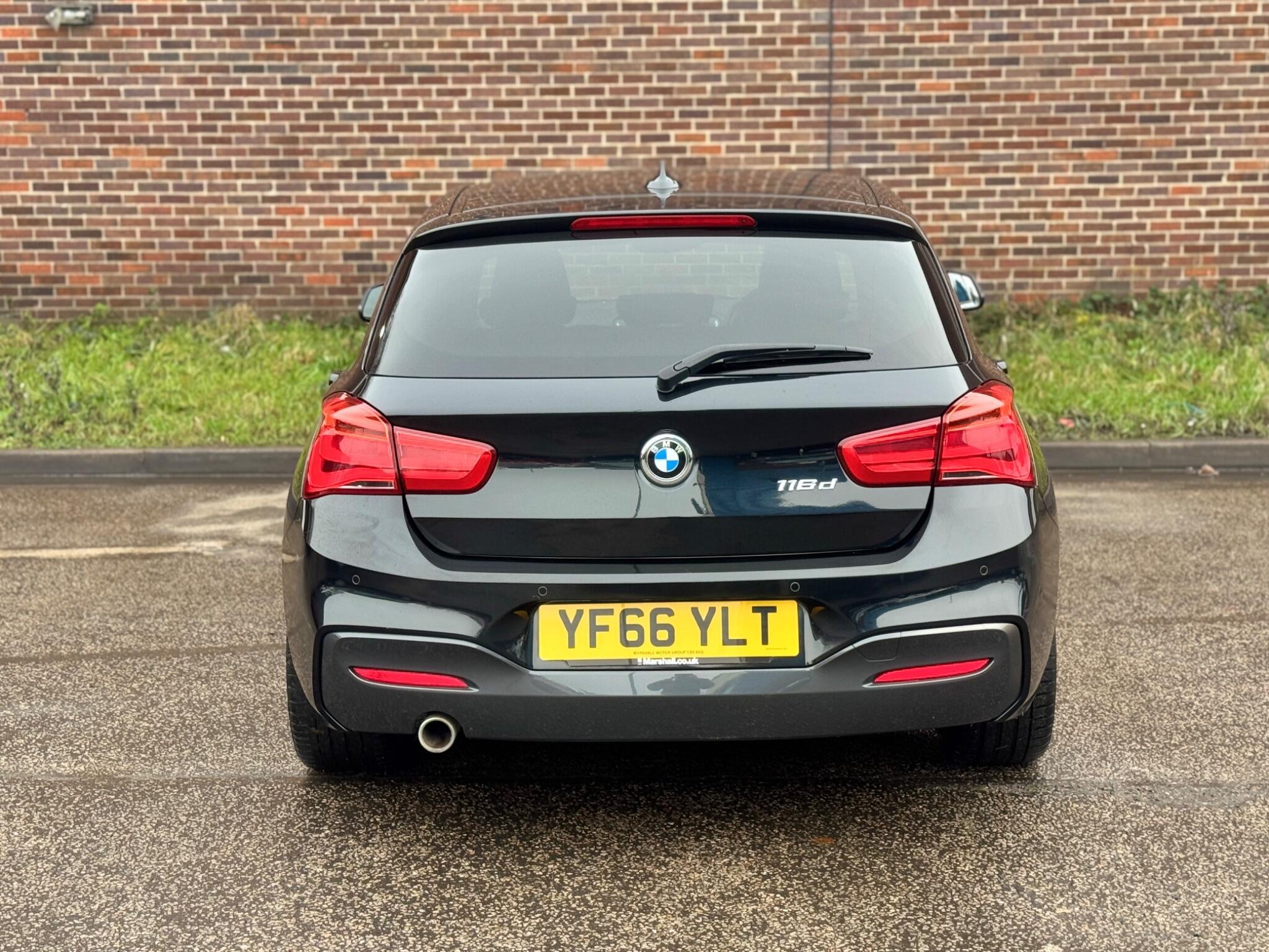 BMW 1 Series - Image 13