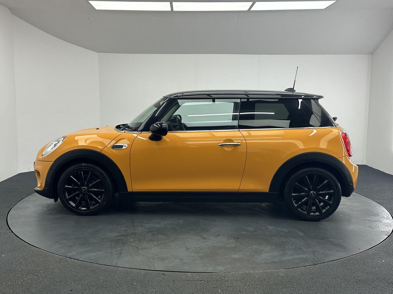 MINI Hatch - Image 12