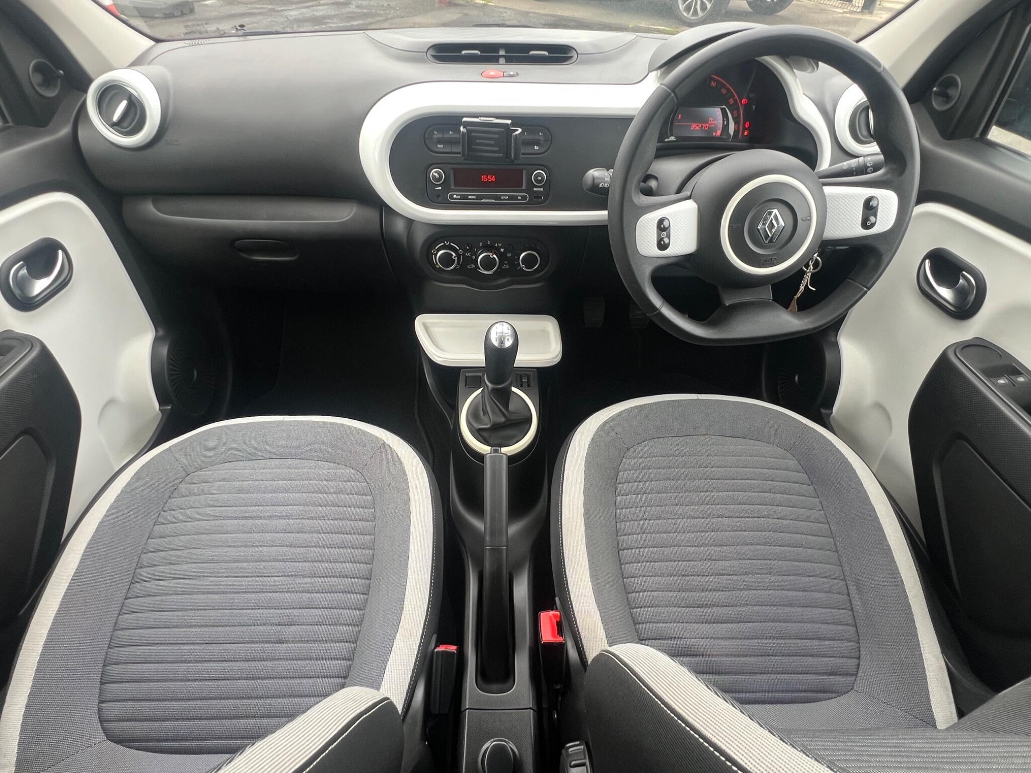 Renault Twingo - Image 13