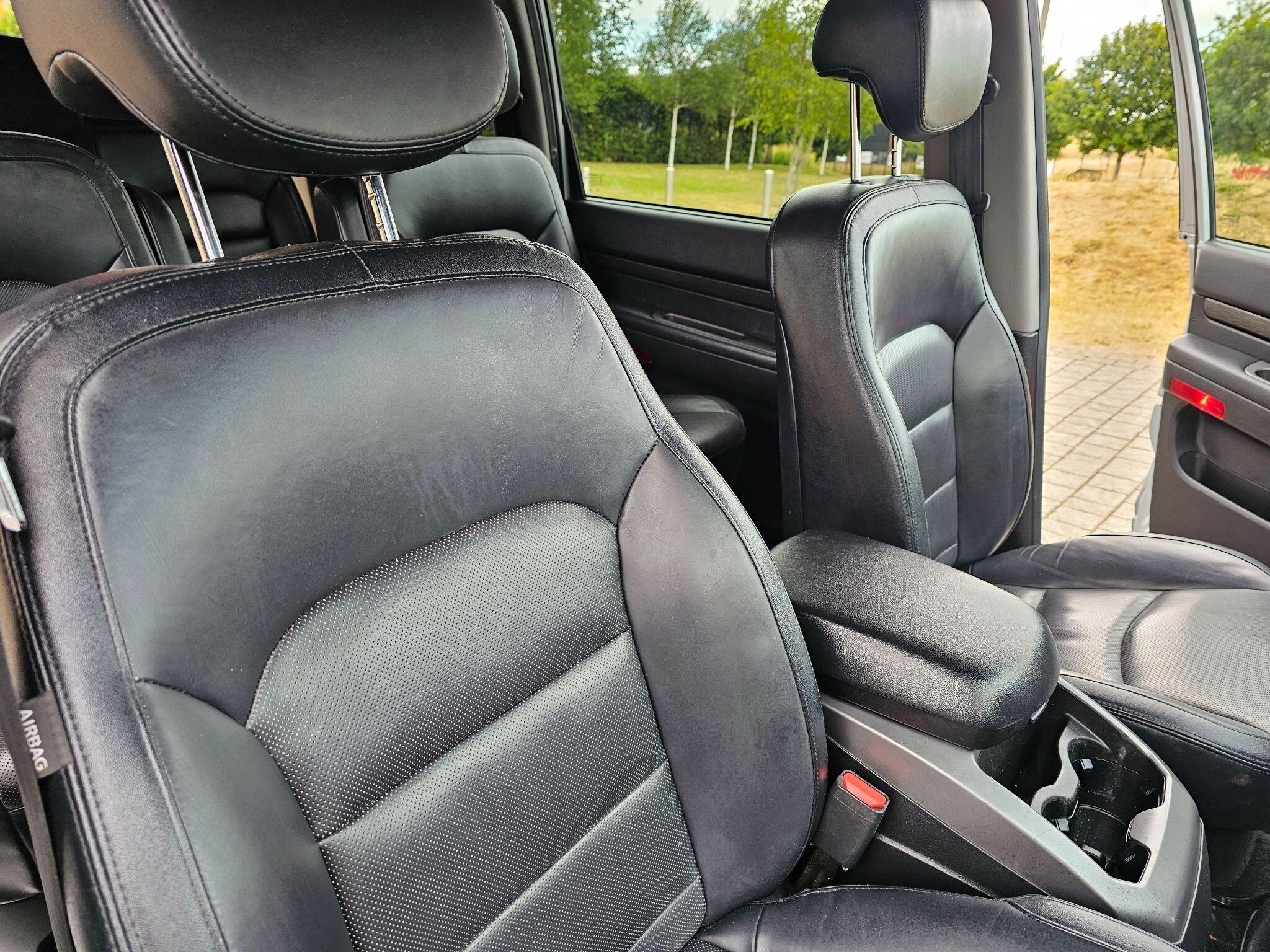 Ssangyong Turismo - Image 17