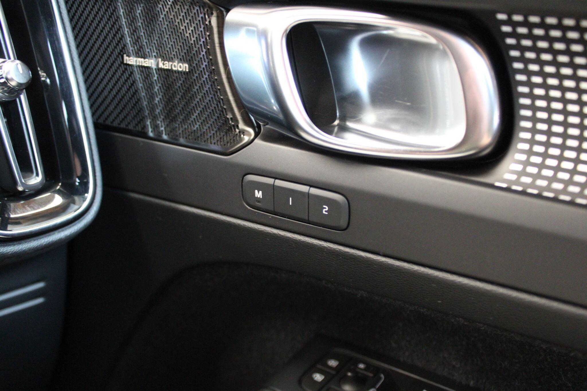 Volvo XC40 - Image 59