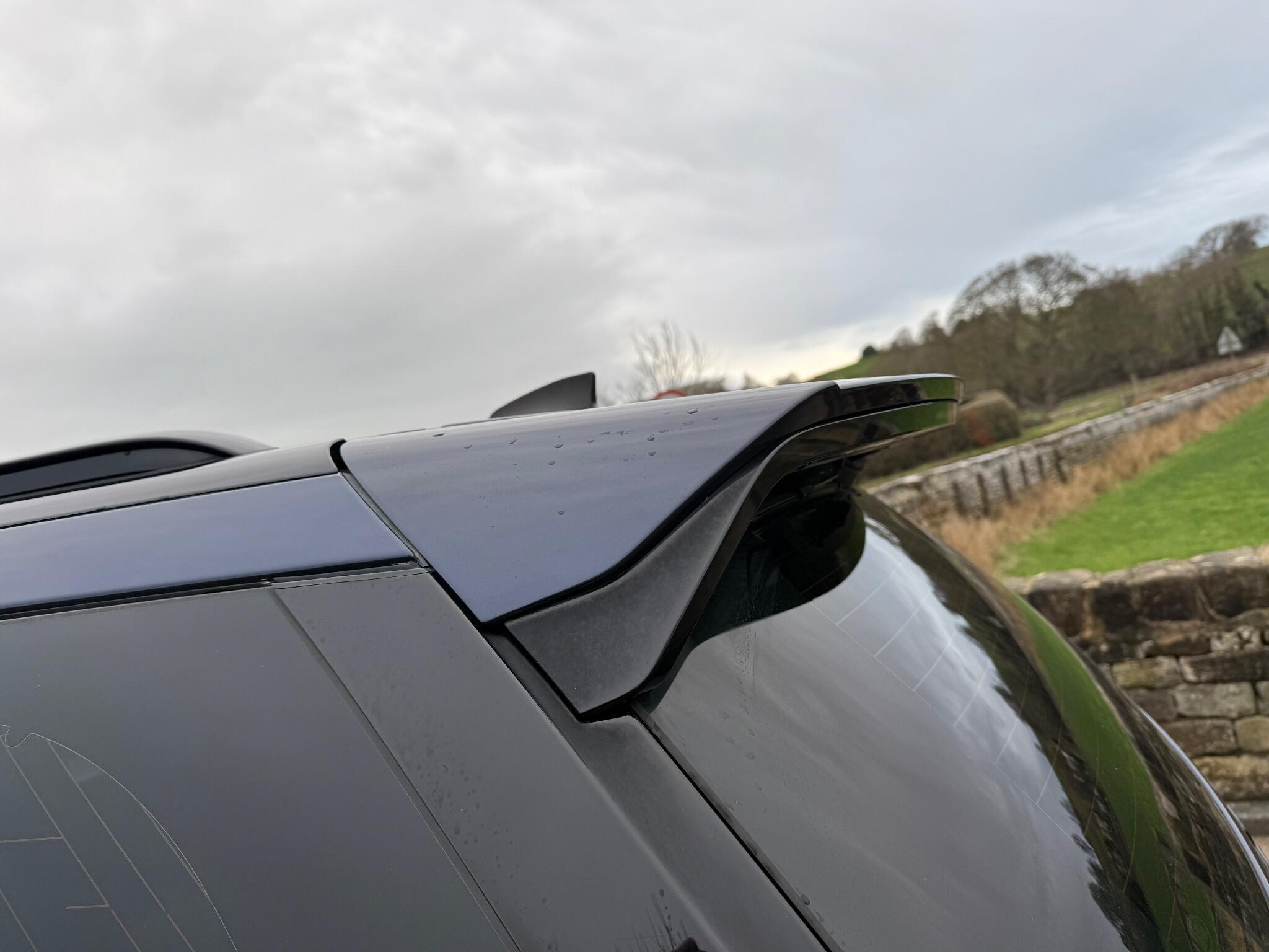 Land Rover Discovery - Image 48