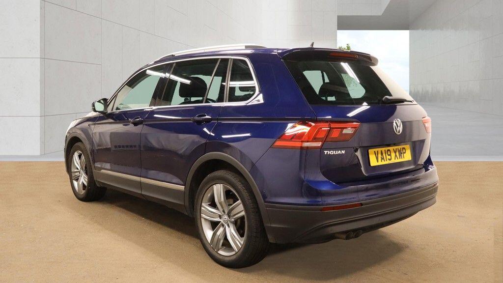 Volkswagen Tiguan - Image 6