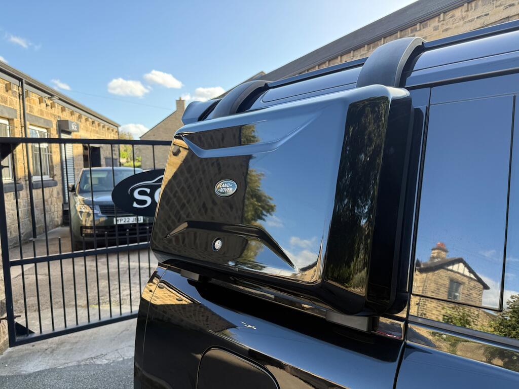 Land Rover Defender 110 - Image 16