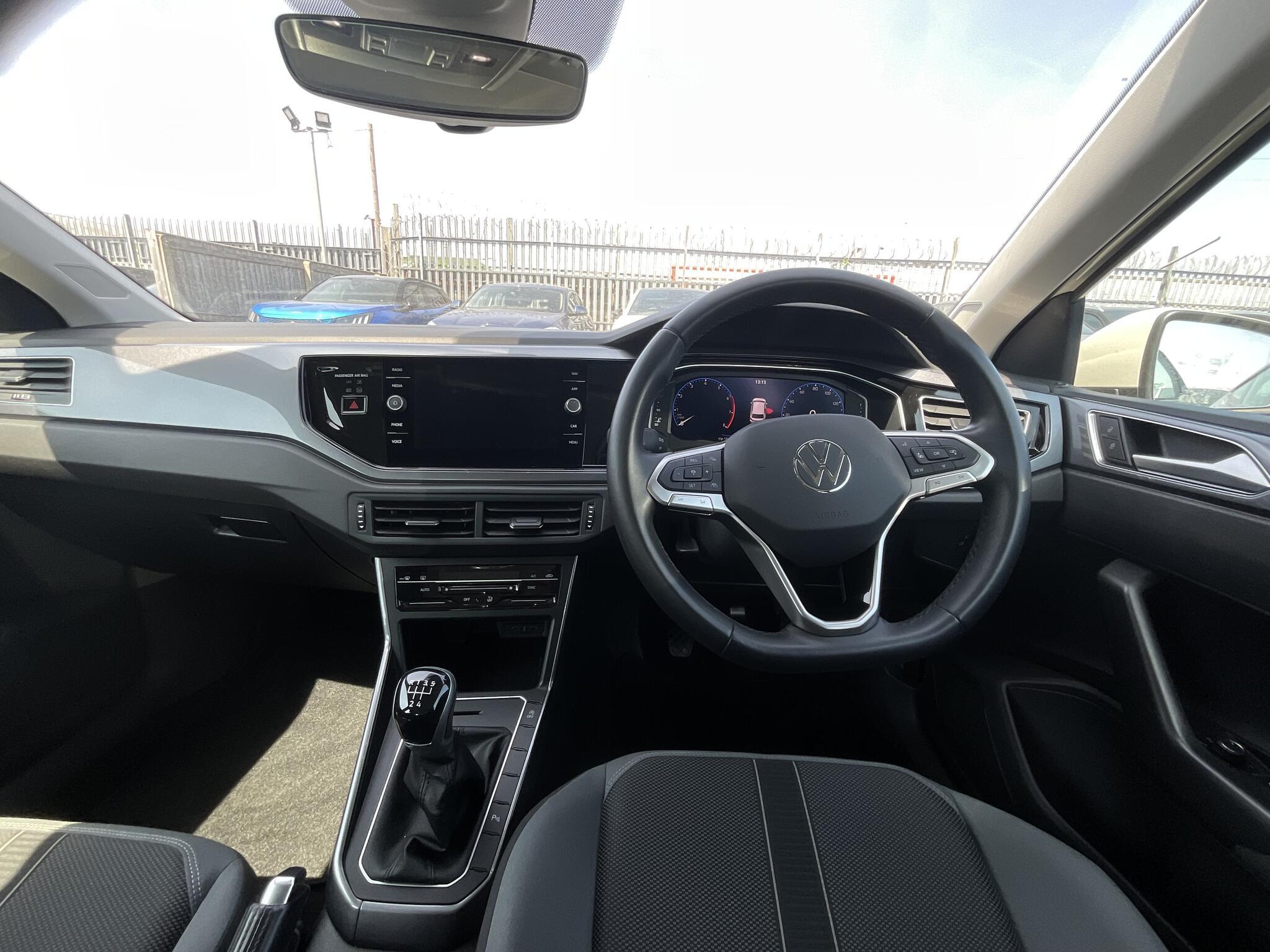 Volkswagen Polo - Image 6
