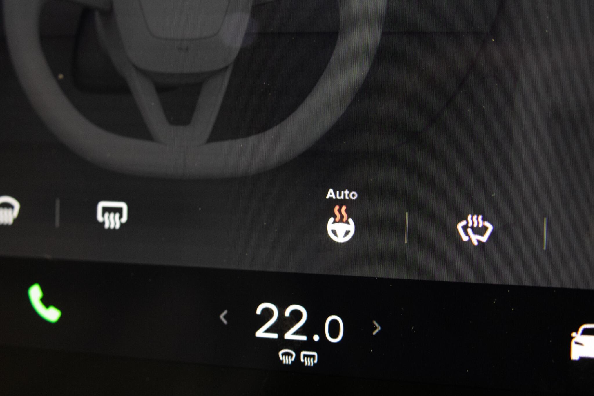 Tesla Model 3 - Image 35