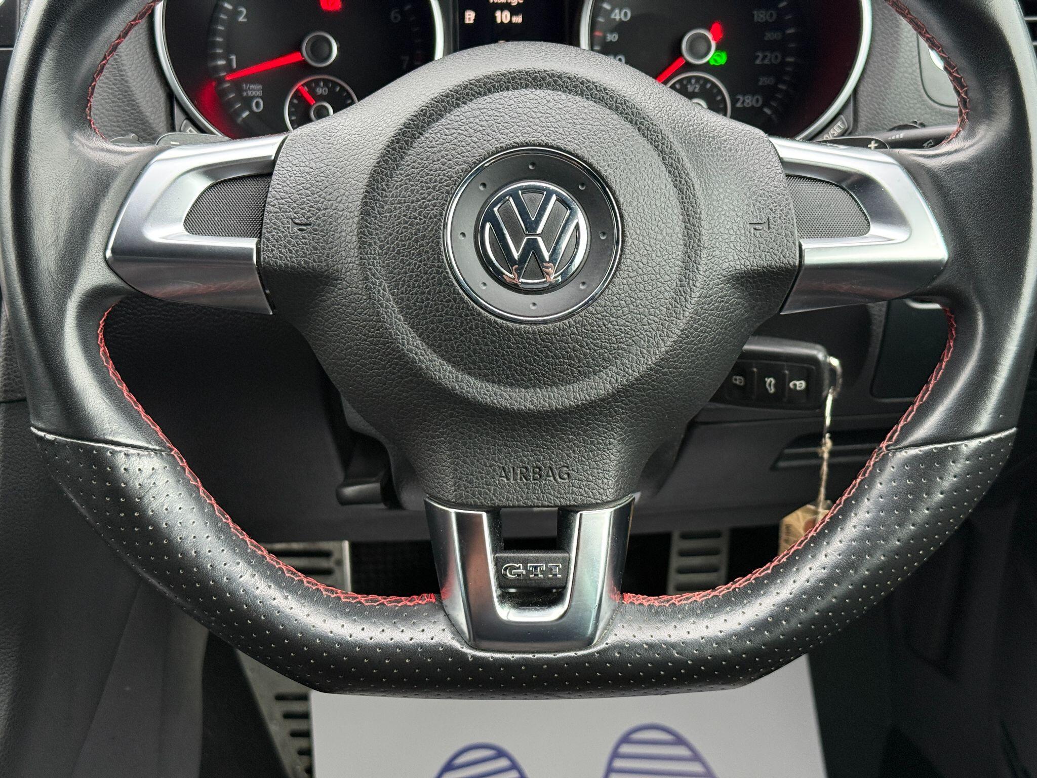 Volkswagen Golf - Image 42