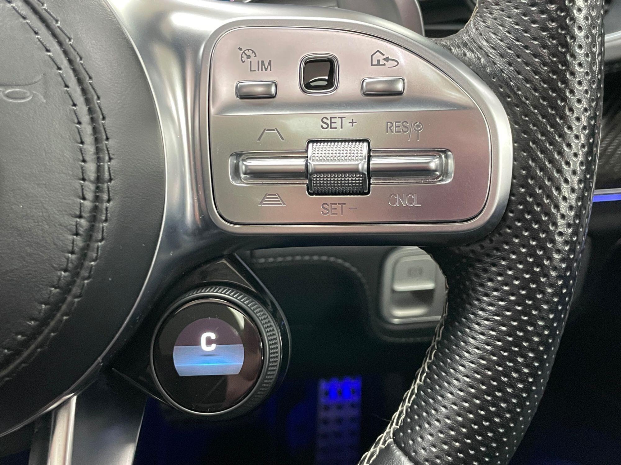 Mercedes GLE - Image 44