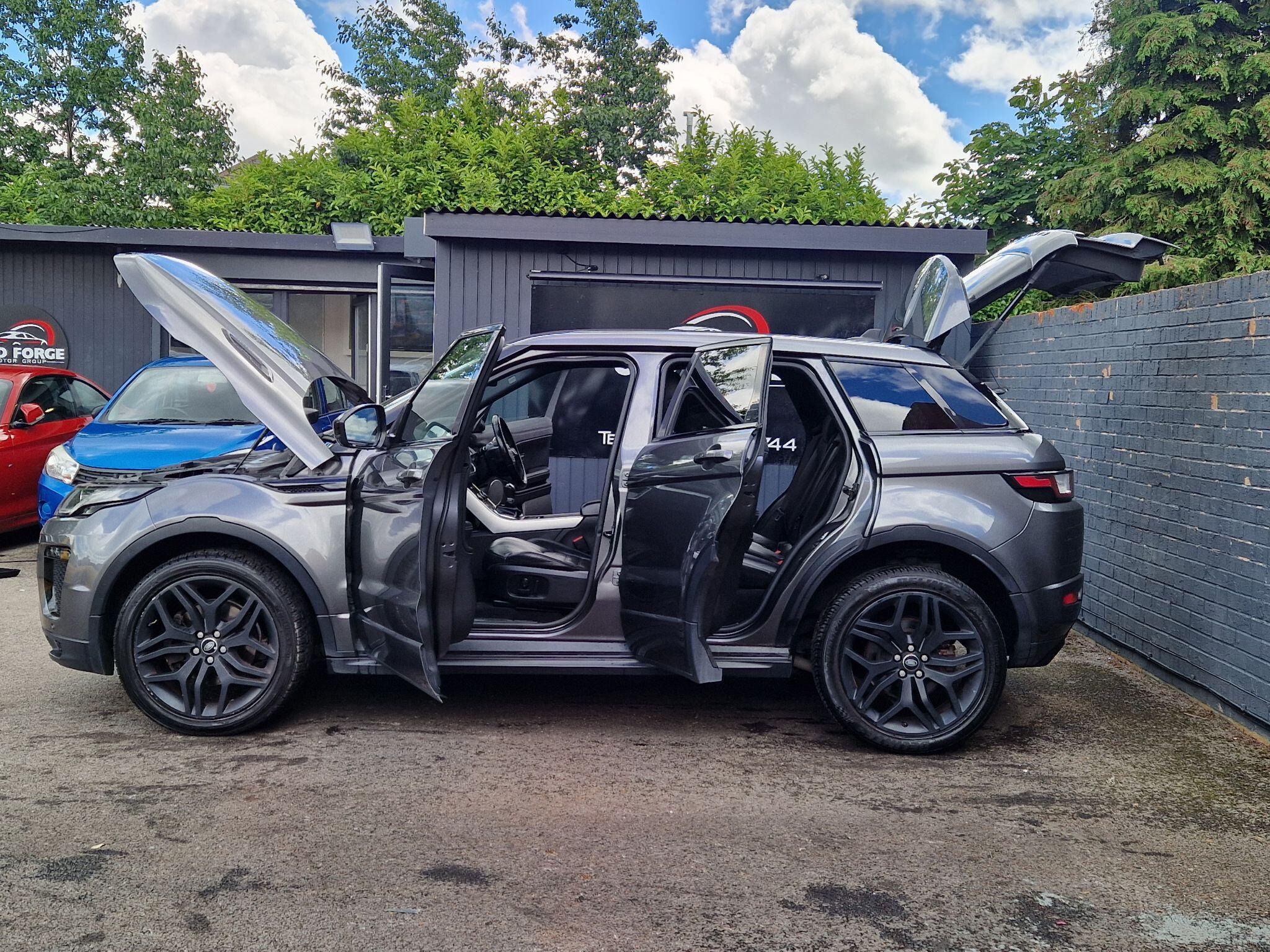 Land Rover Range Rover Evoque - Image 15