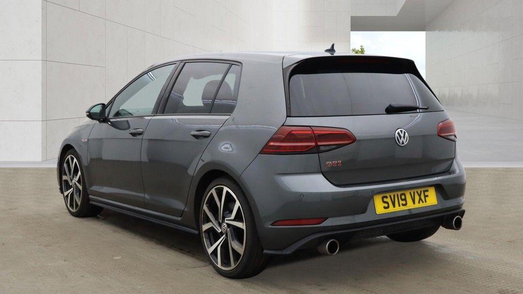 Volkswagen Golf - Image 5