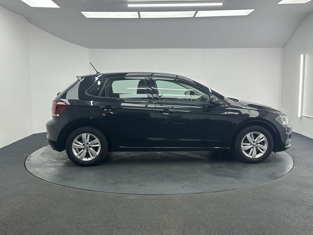 Volkswagen Polo - Image 20