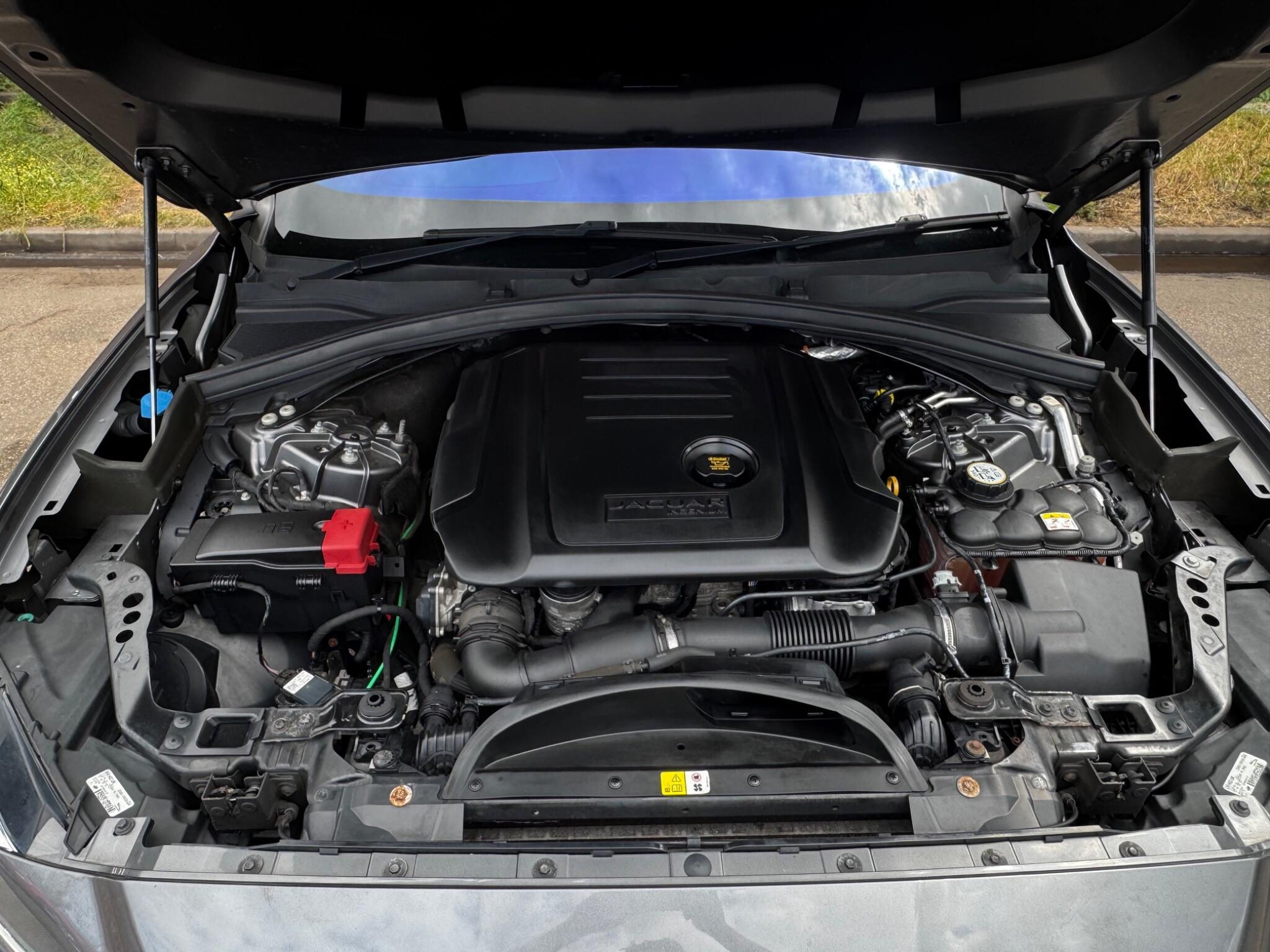 Jaguar F-Pace - Image 19