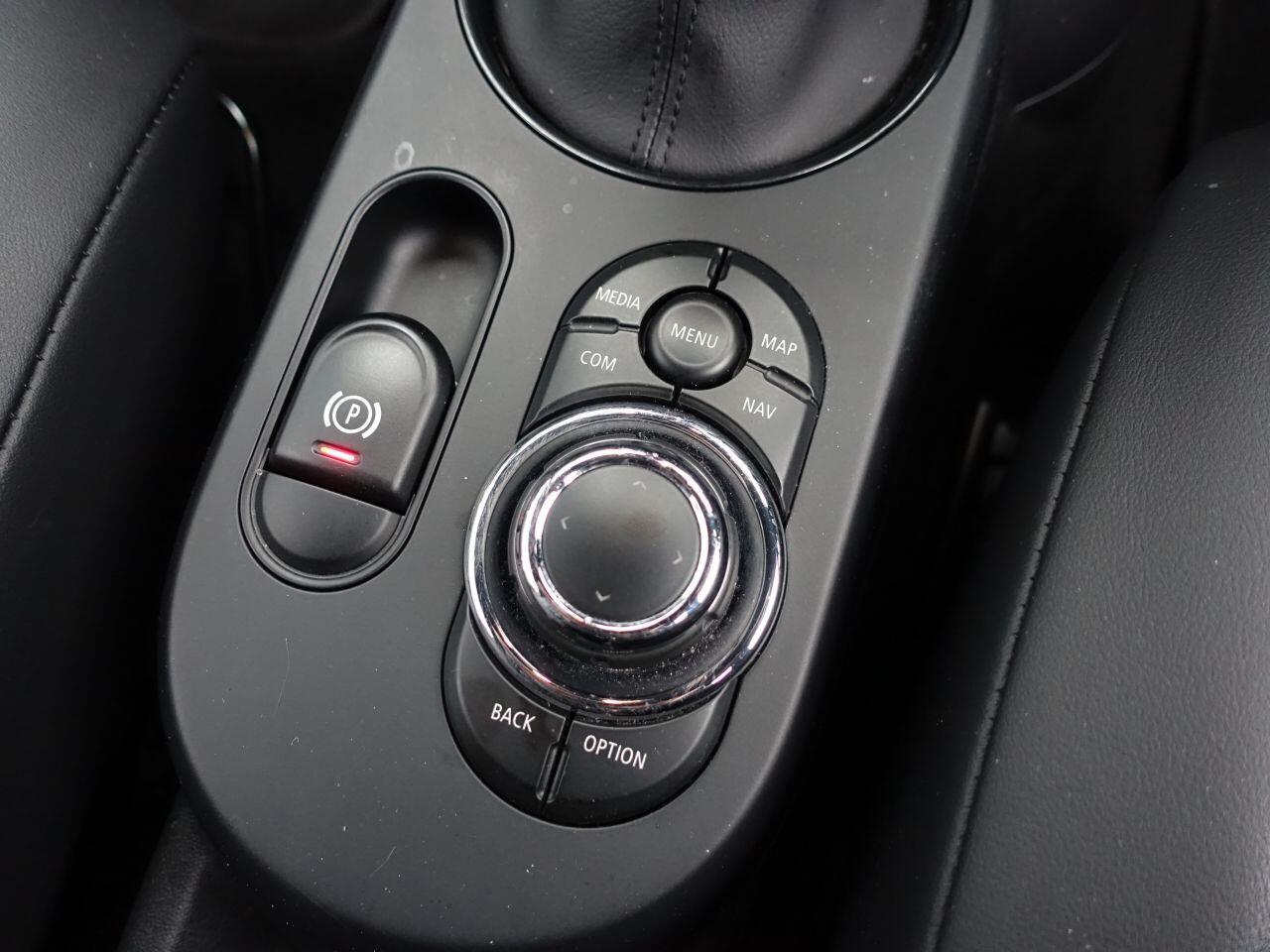 MINI Electric Hatch - Image 35