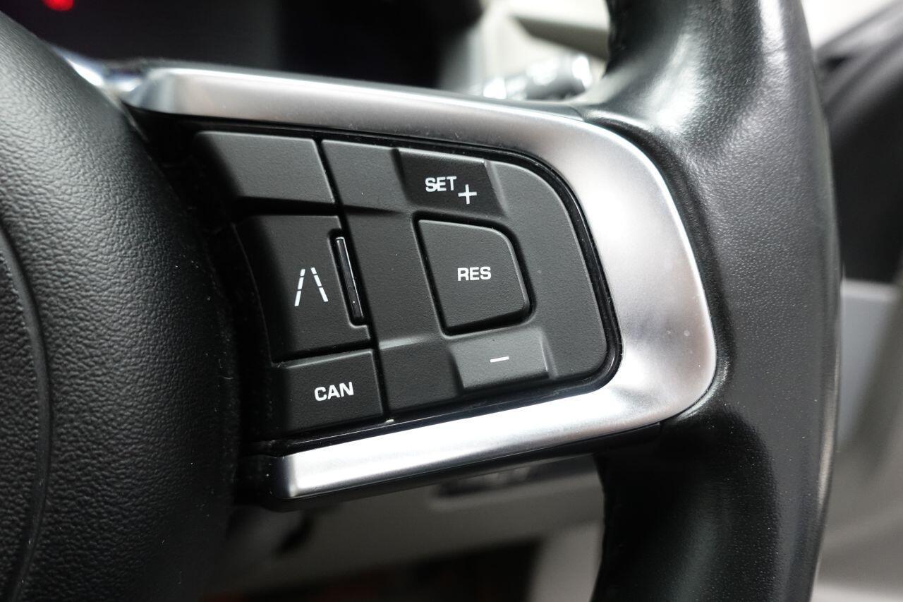 Jaguar F-Pace - Image 31