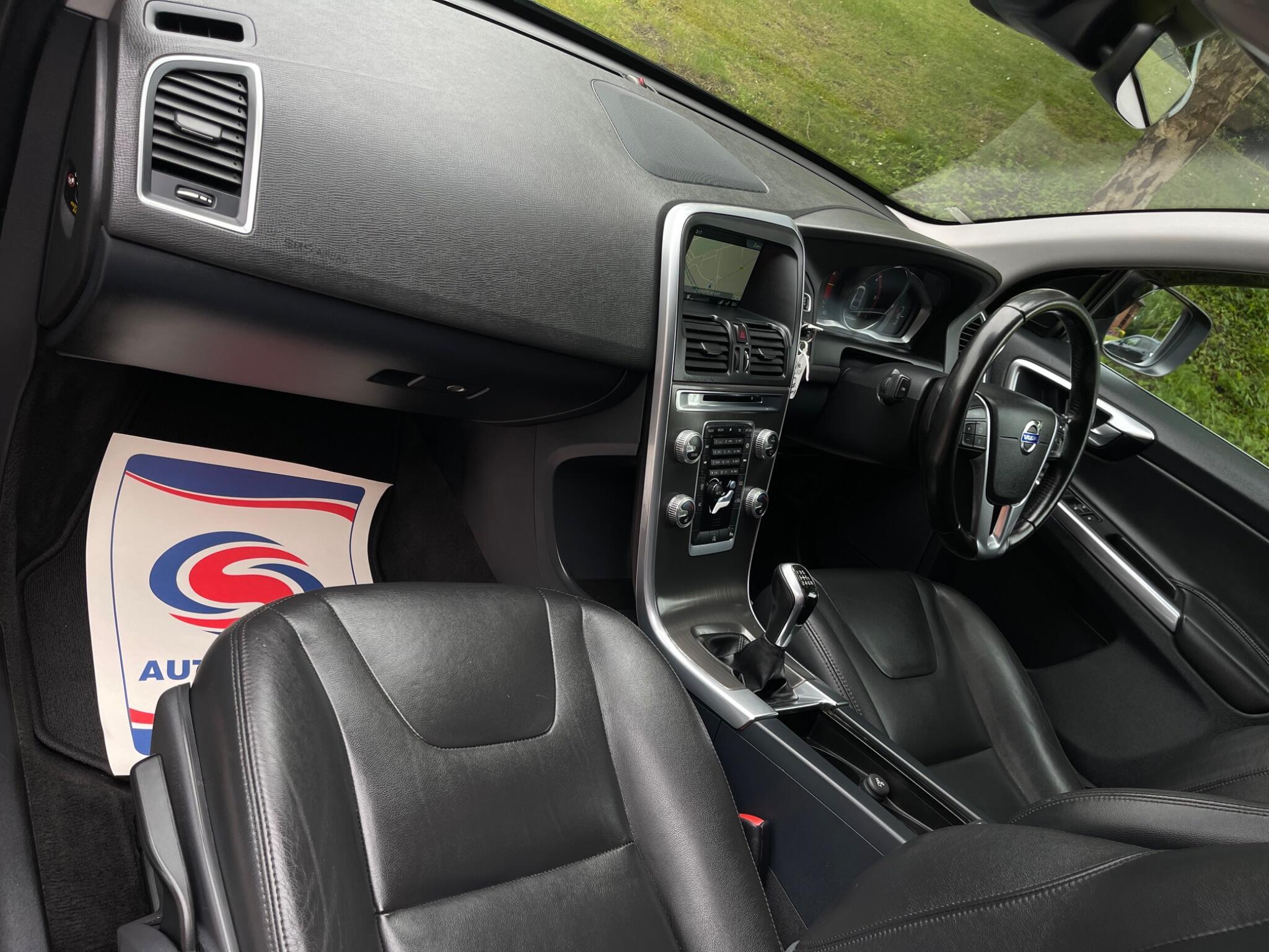 Volvo XC60 - Image 43