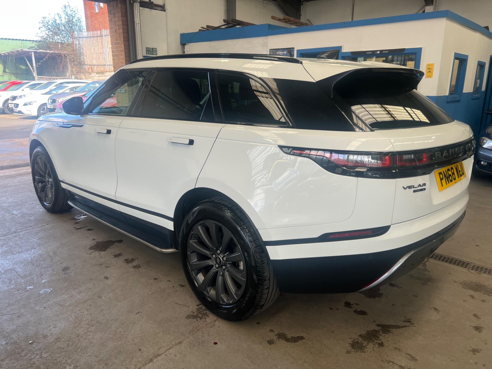 Land Rover Range Rover Velar - Image 4
