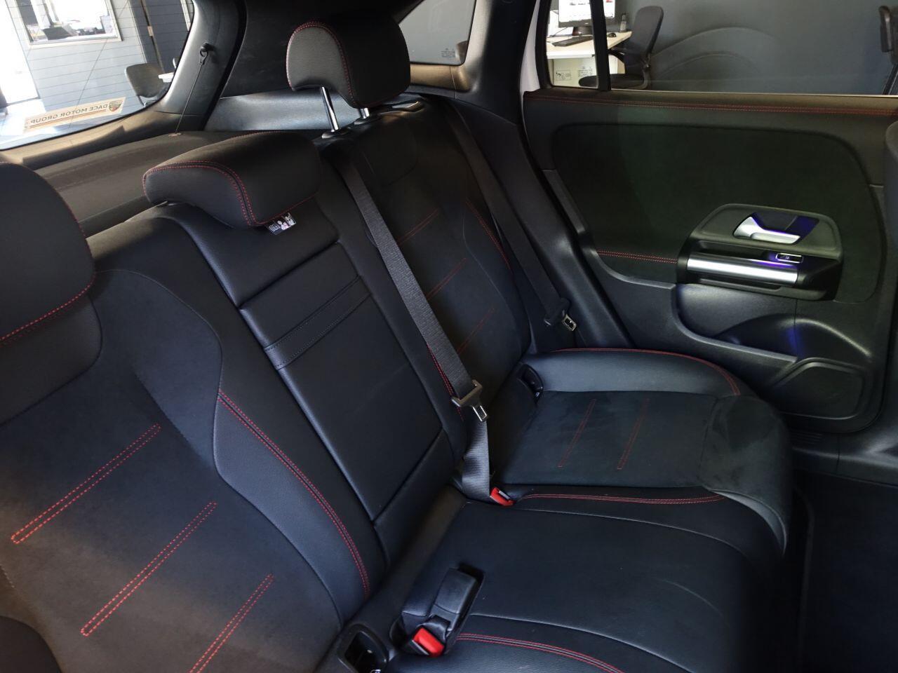 Mercedes Eqa - Image 14