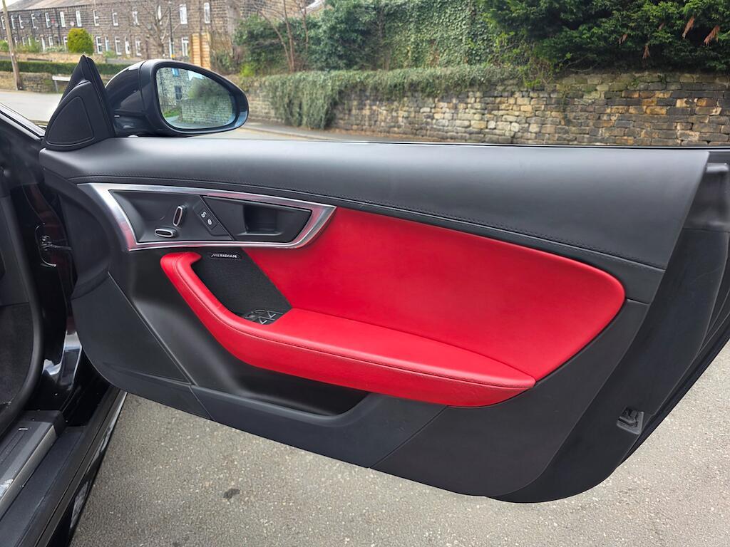 Jaguar F-Type - Image 24