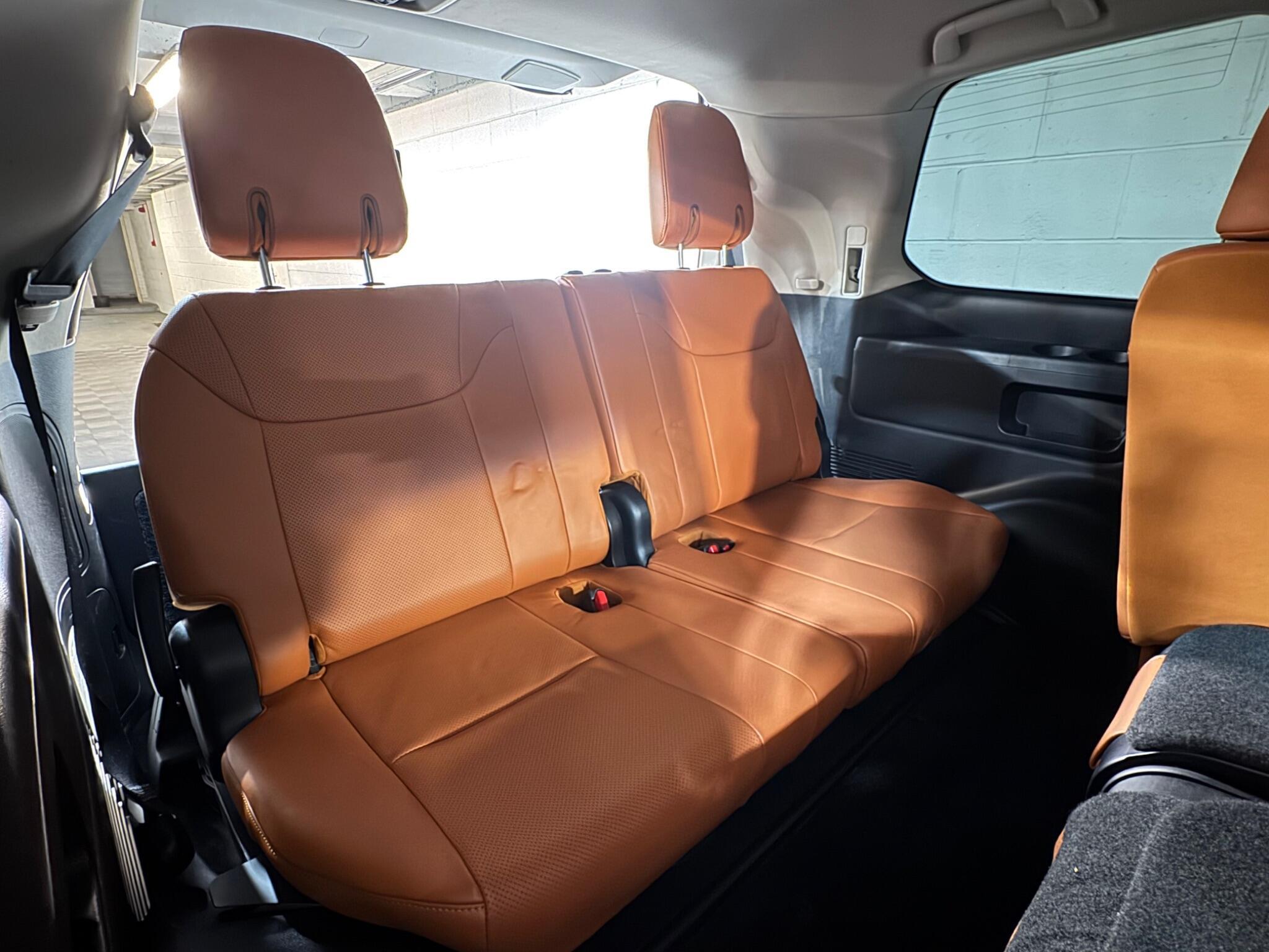 Lexus LX - Image 14