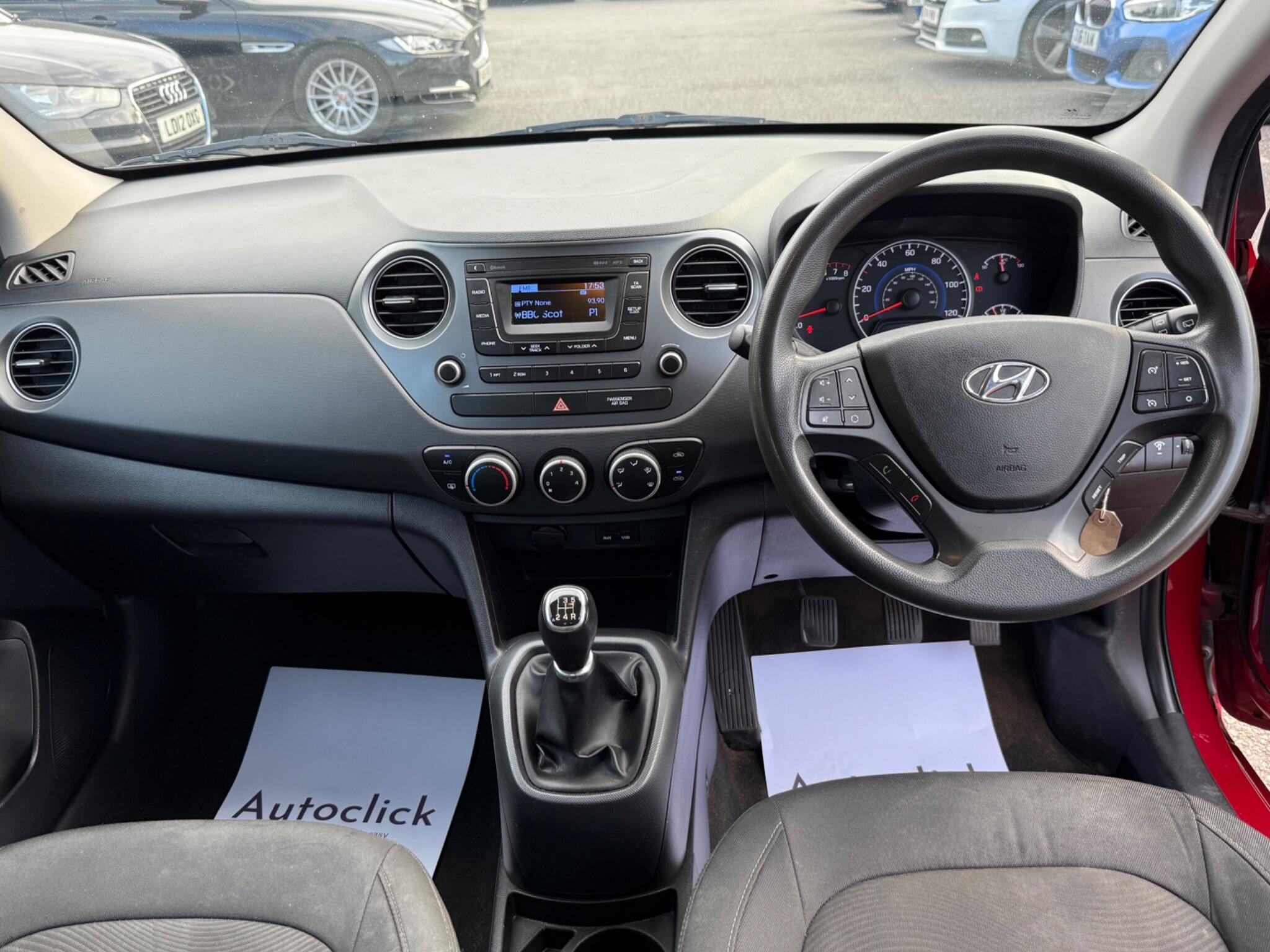Hyundai i10 - Image 42