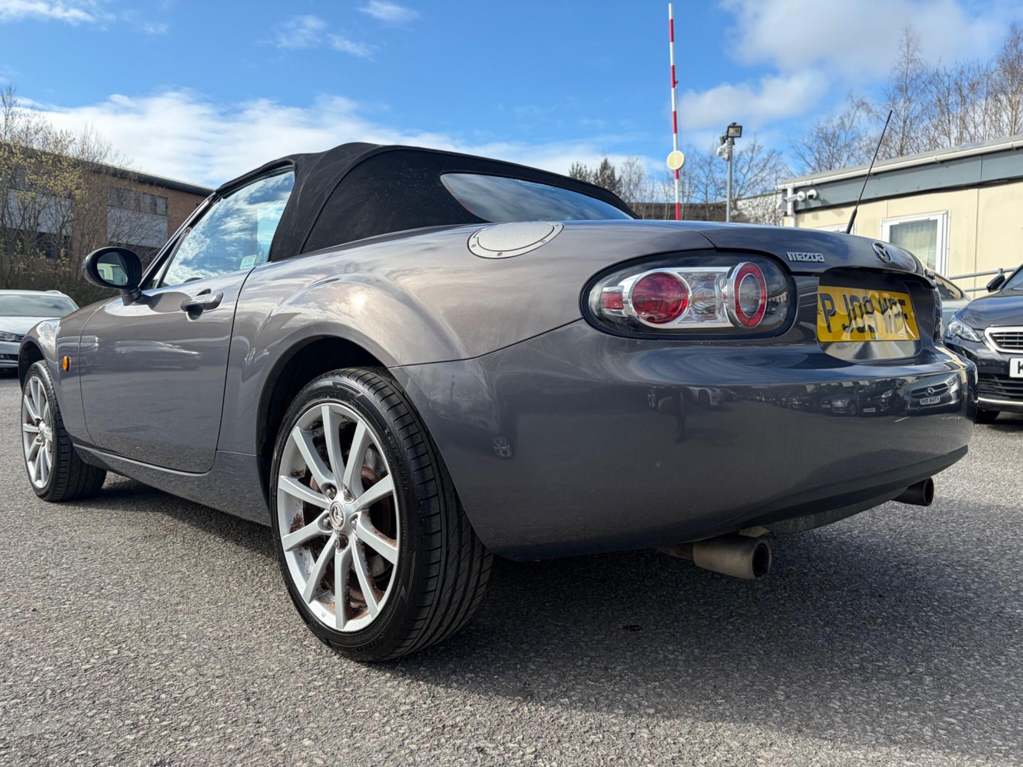 Mazda MX-5 - Image 24