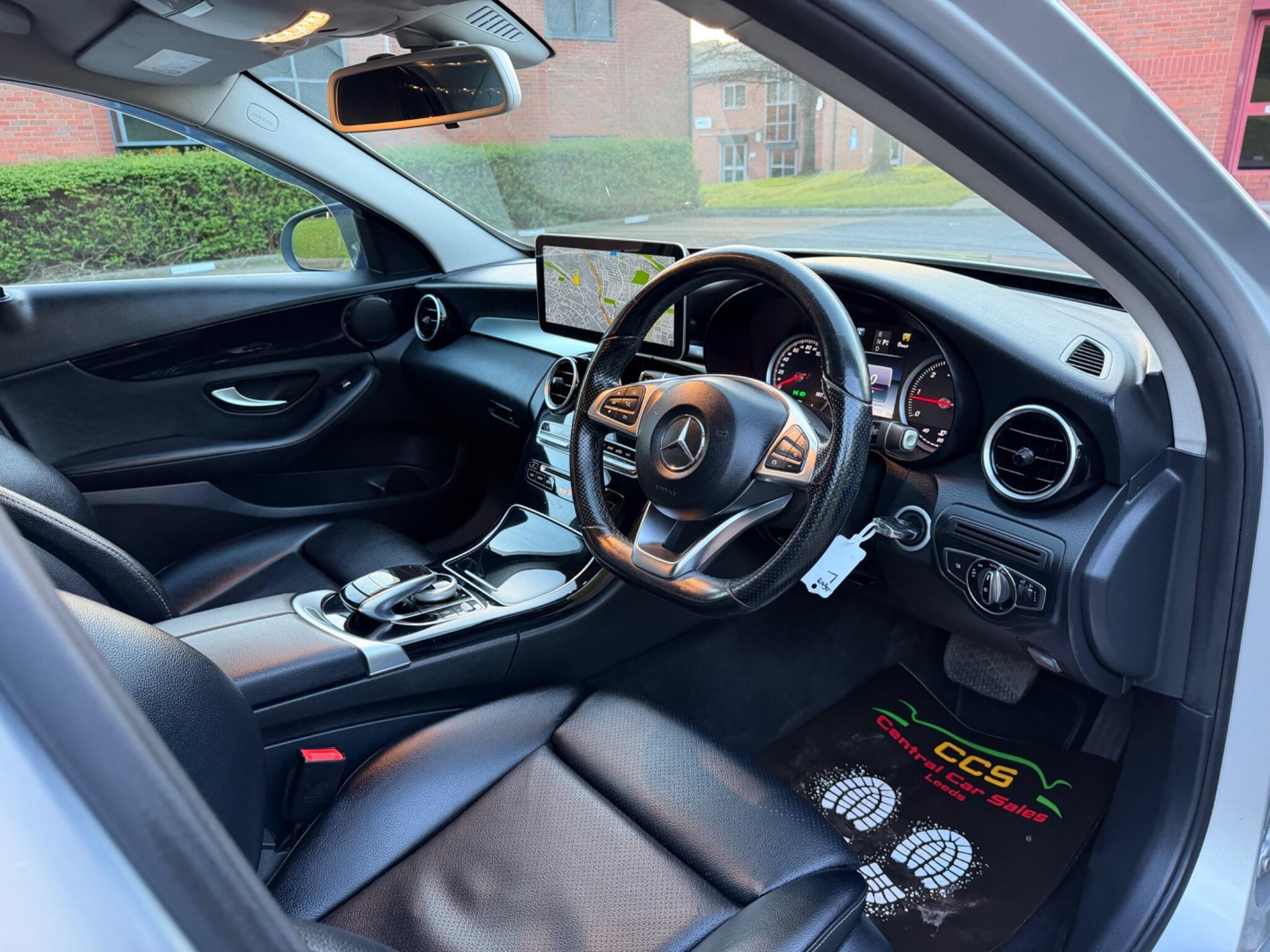 Mercedes C Class - Image 30