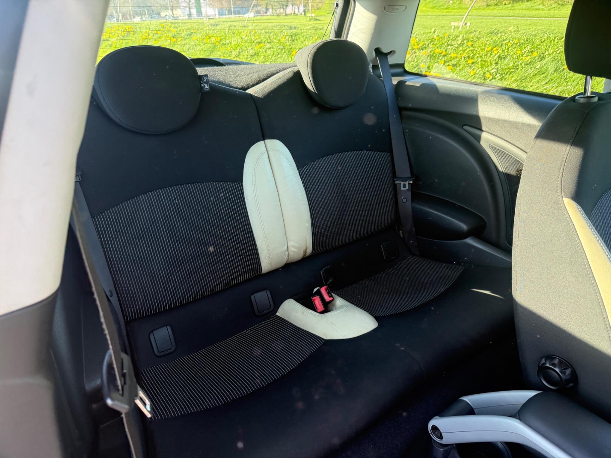 MINI Hatch - Image 10