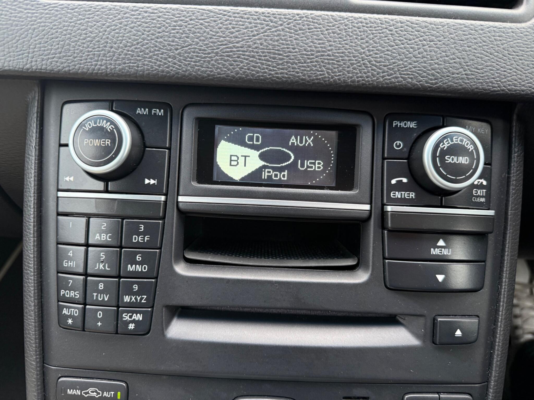 Volvo XC90 - Image 14