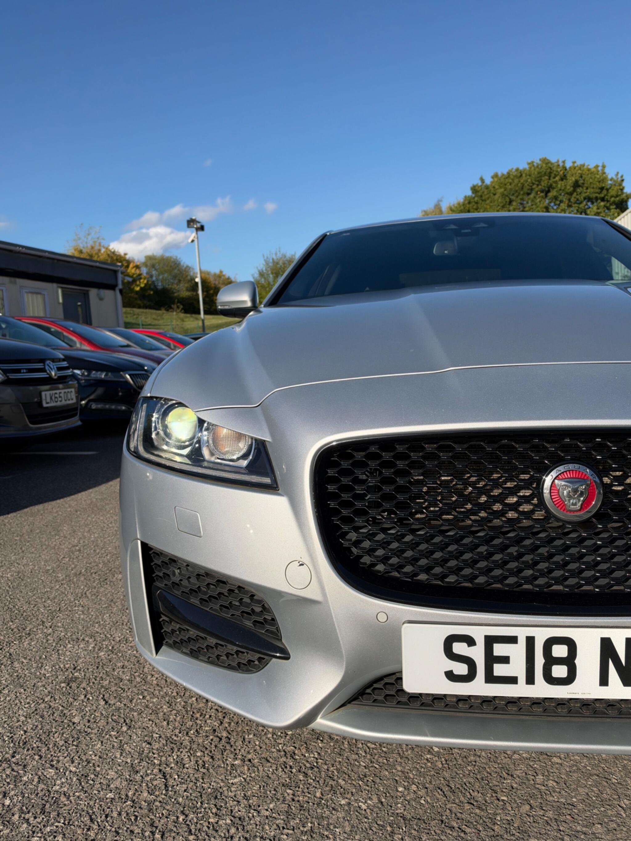Jaguar XF - Image 5
