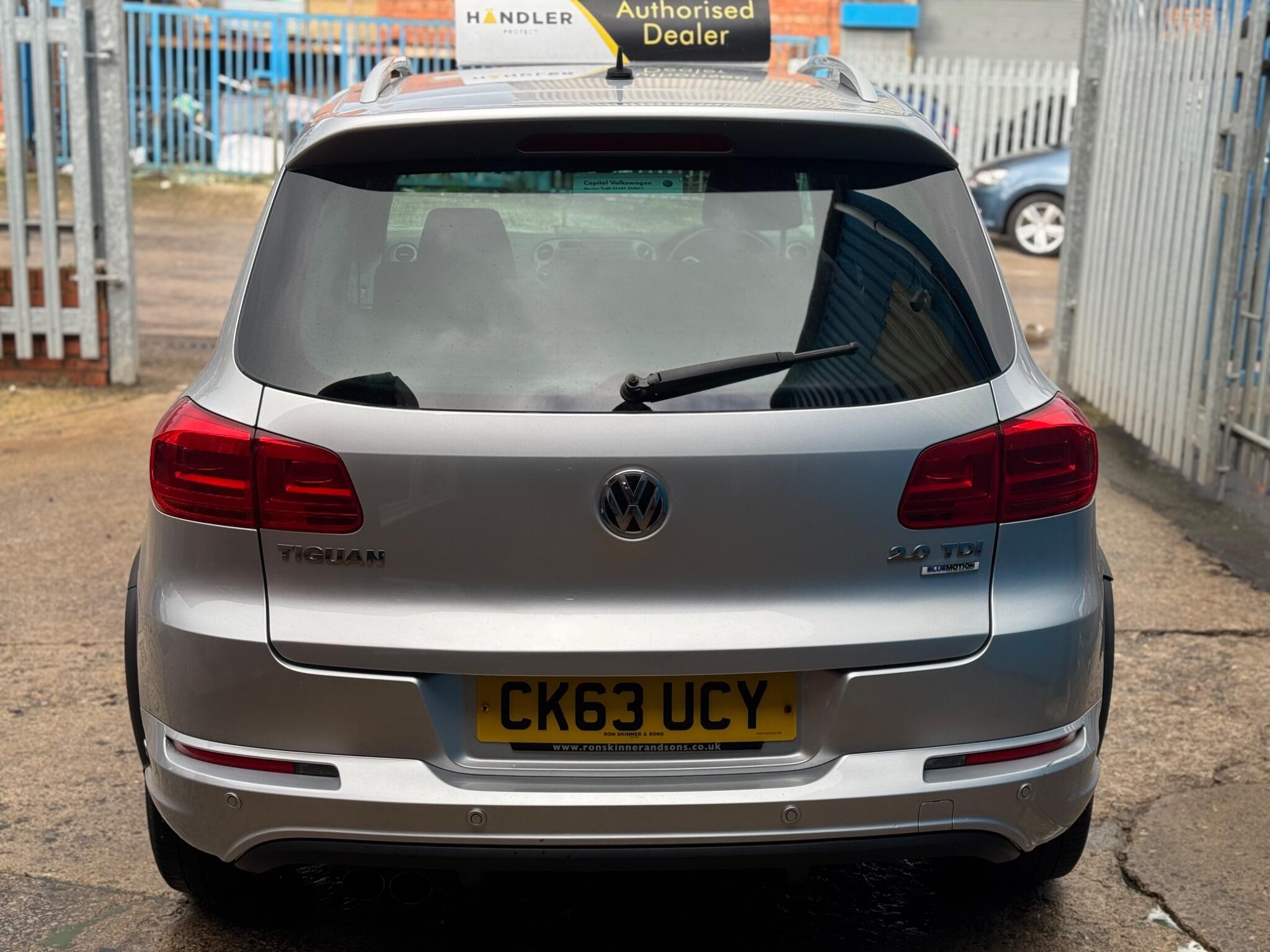 Volkswagen Tiguan - Image 16