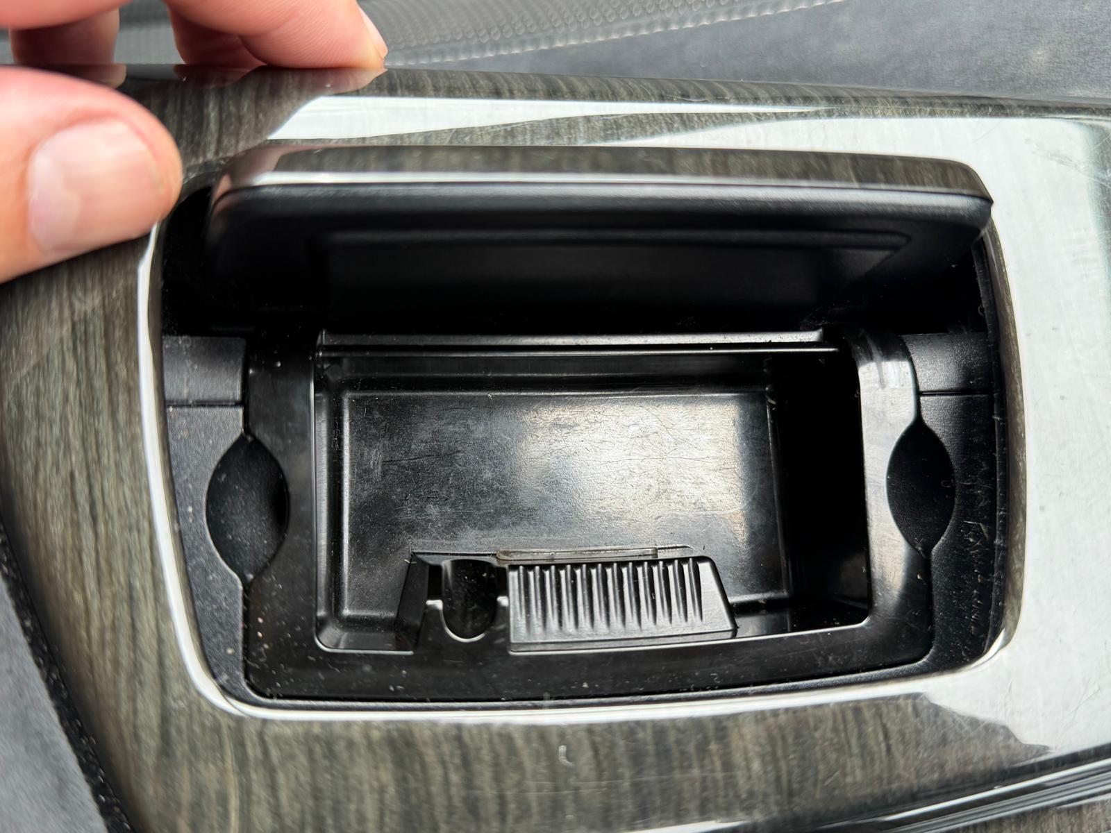BMW 5 Series - Image 15