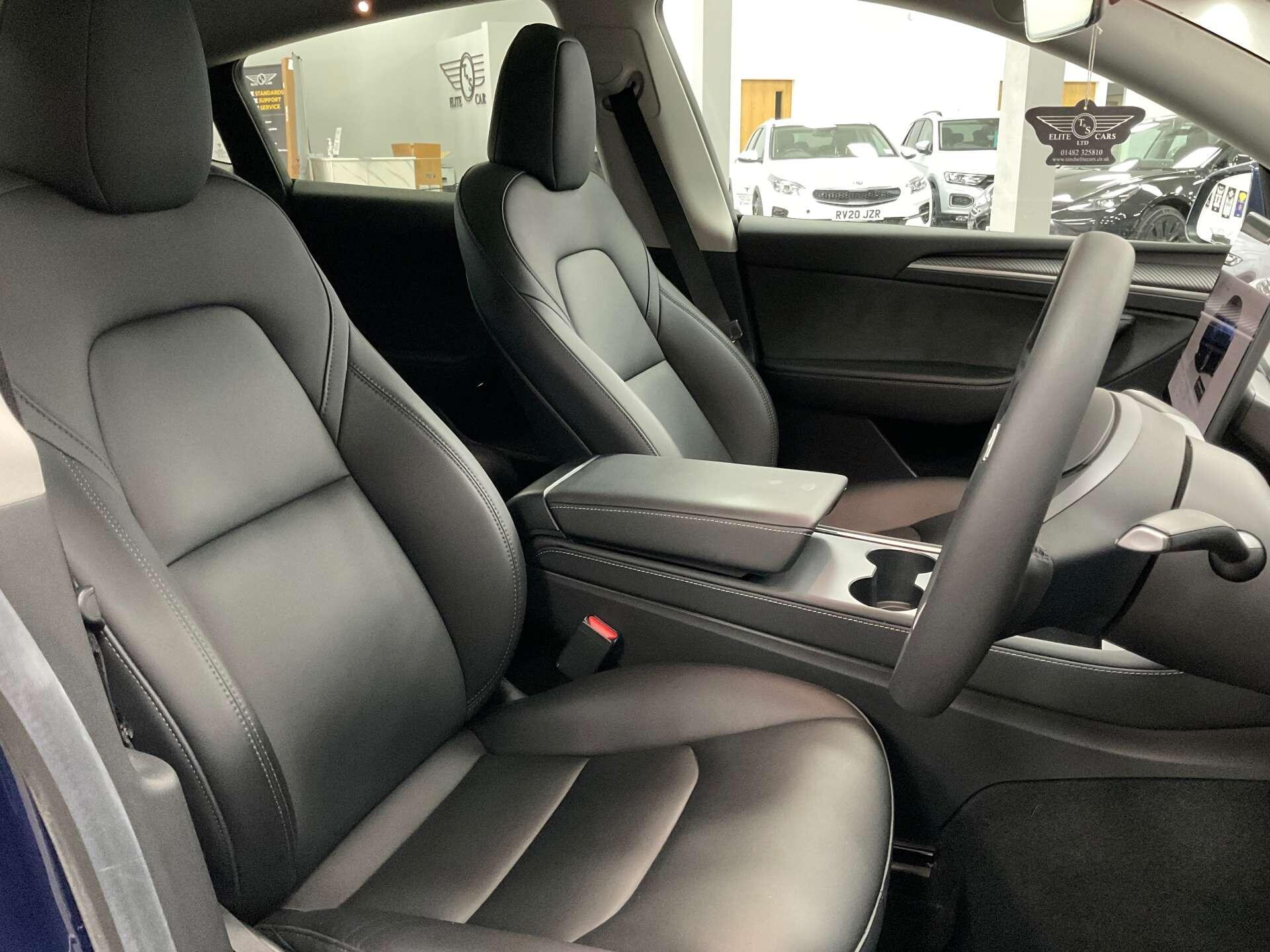Tesla Model Y - Image 11