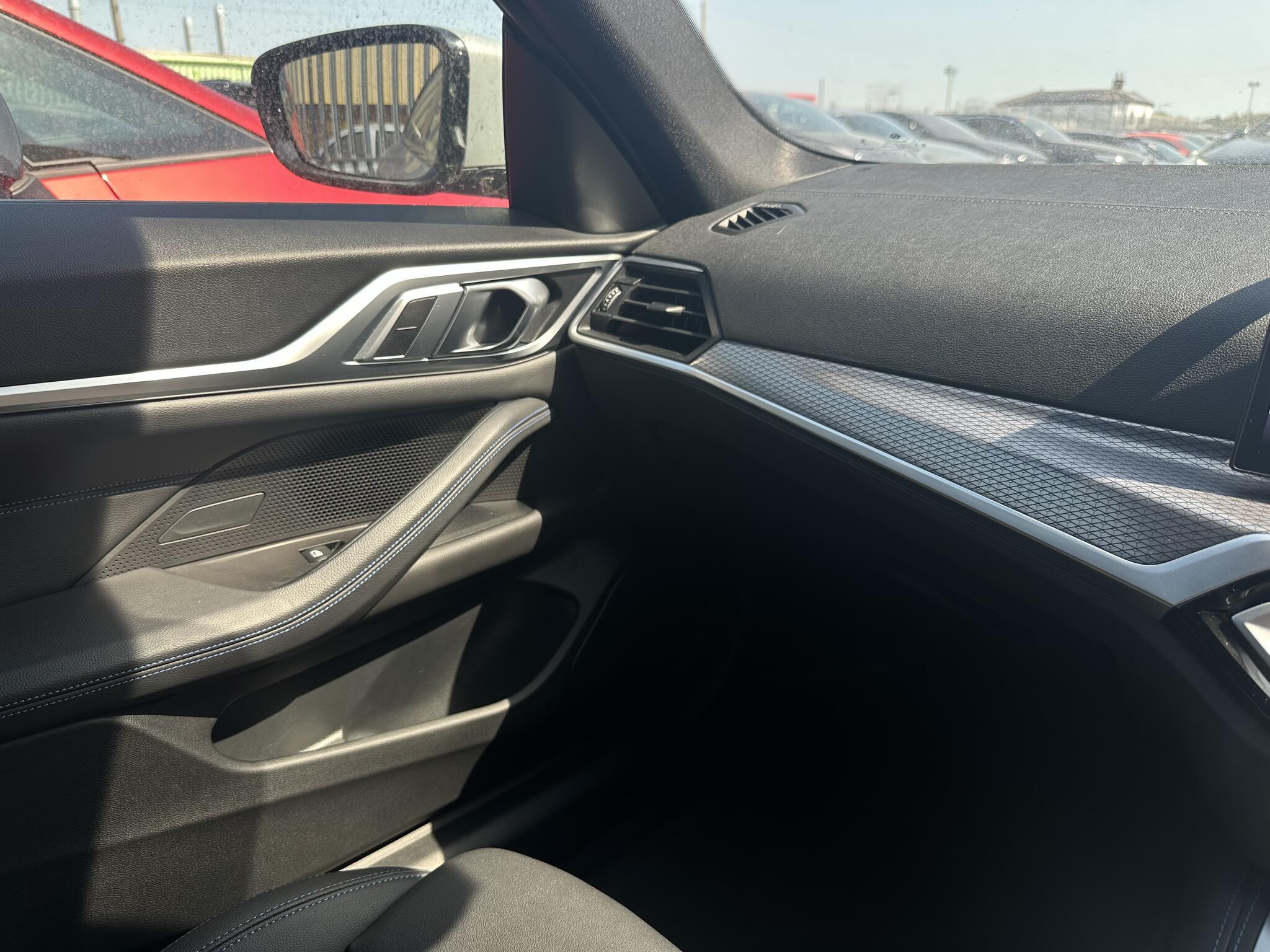 BMW I4 - Image 12