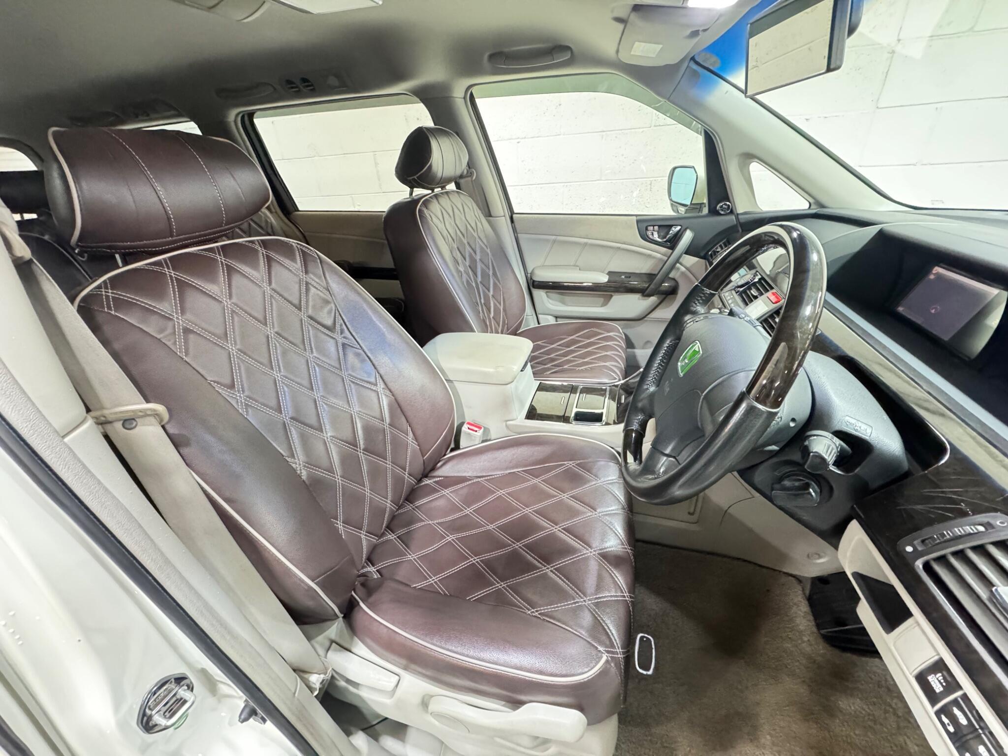 Honda Elysion - Image 7