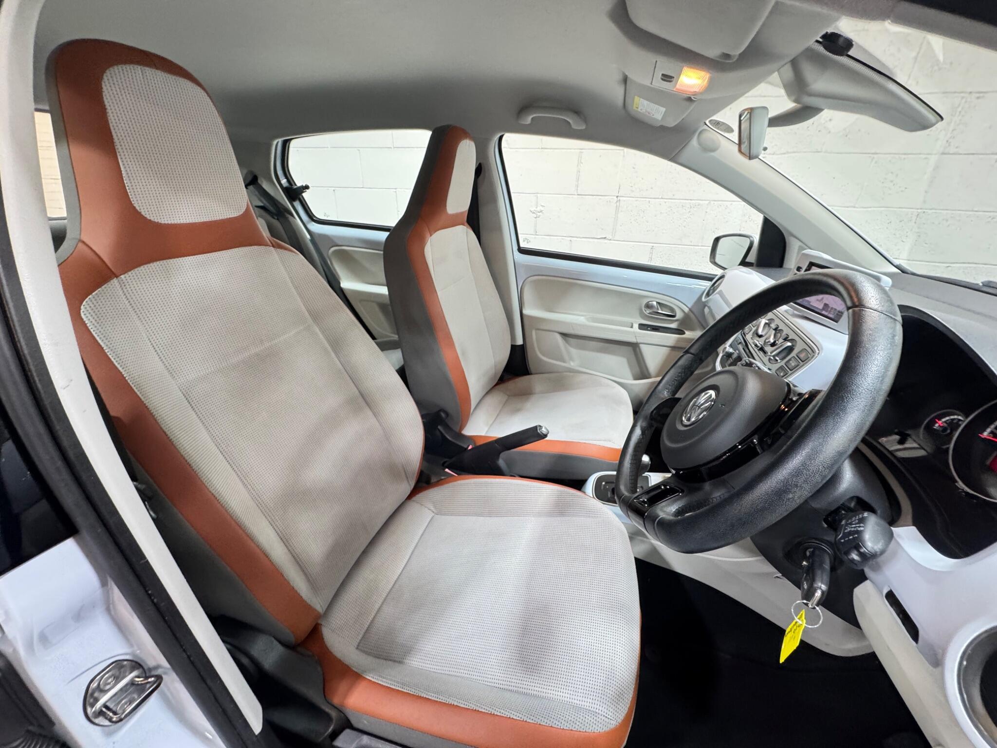 Volkswagen up! - Image 7