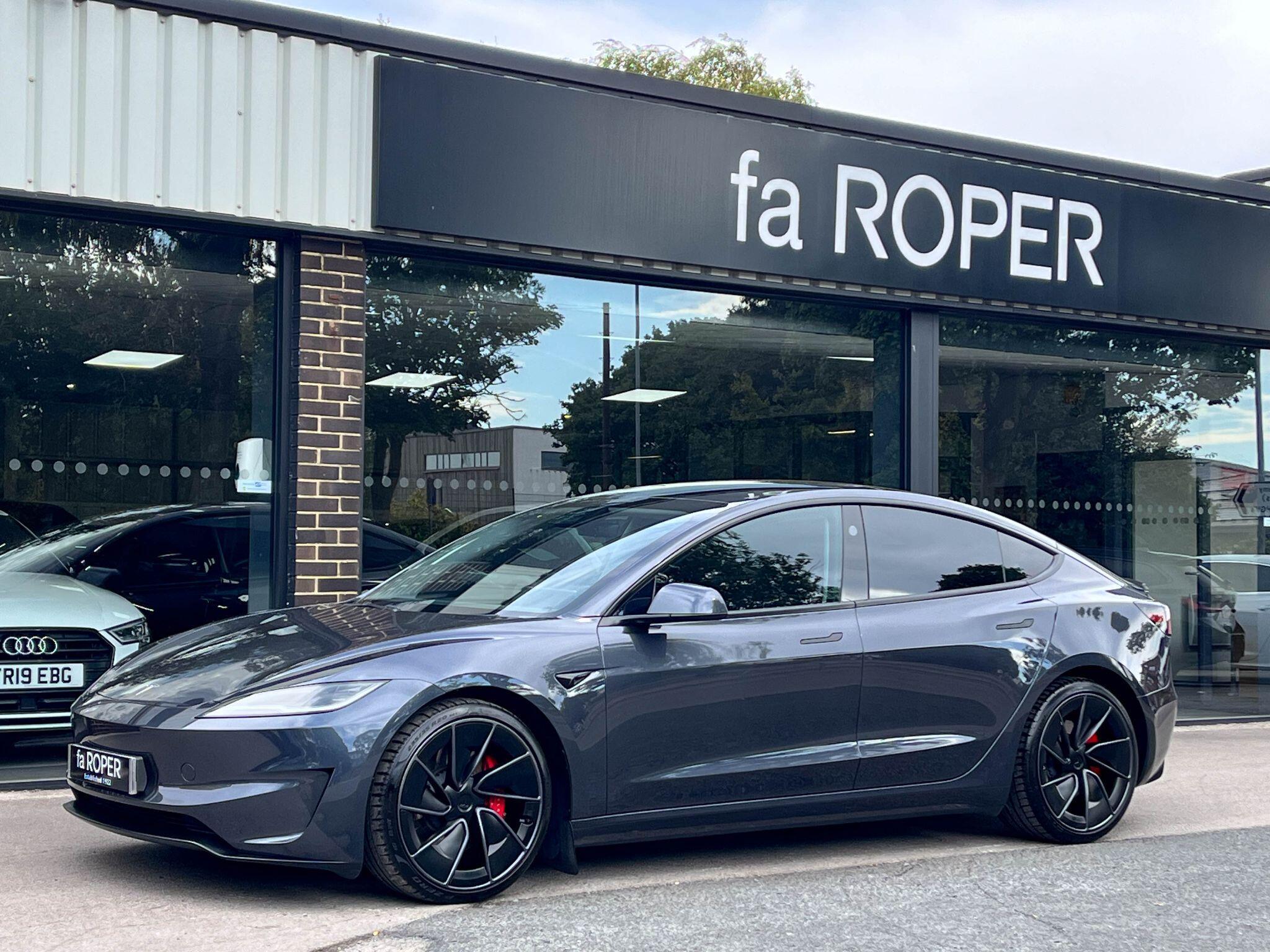 Tesla Model 3 - Image 2