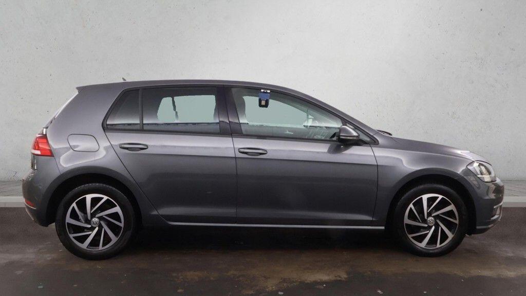 Volkswagen Golf - Image 8