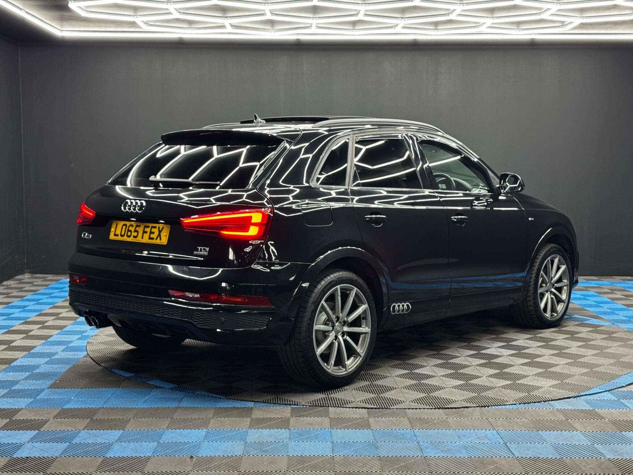 Audi Q3 - Image 5