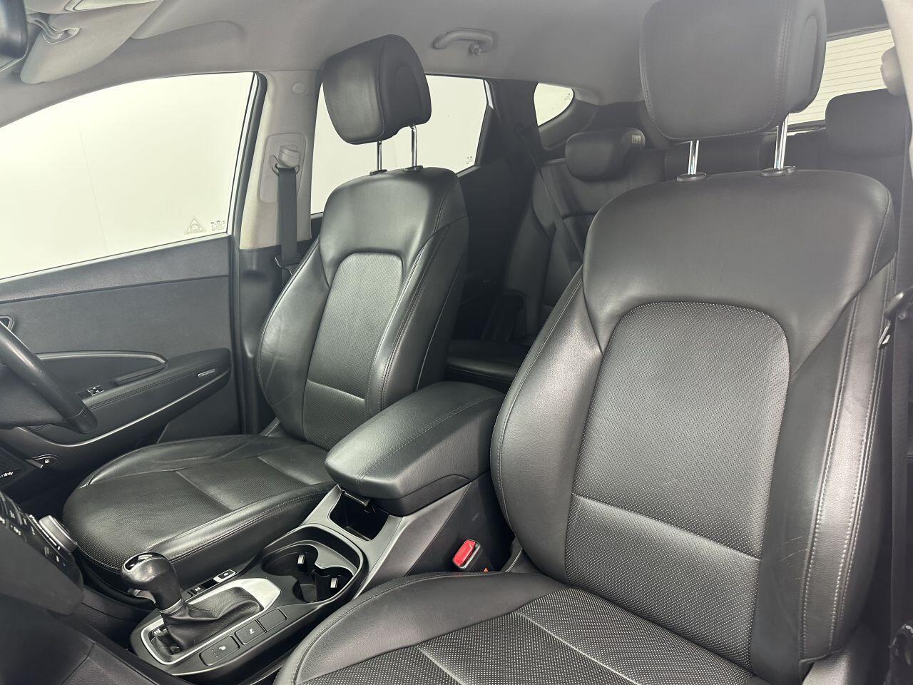 Hyundai Santa Fe - Image 13