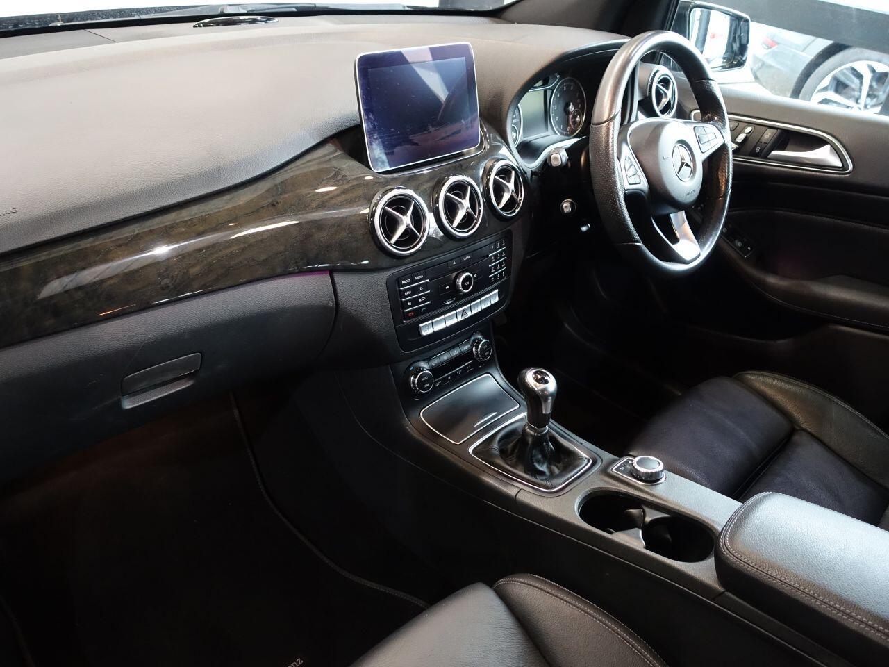 Mercedes-benz B-CLASS - Image 3