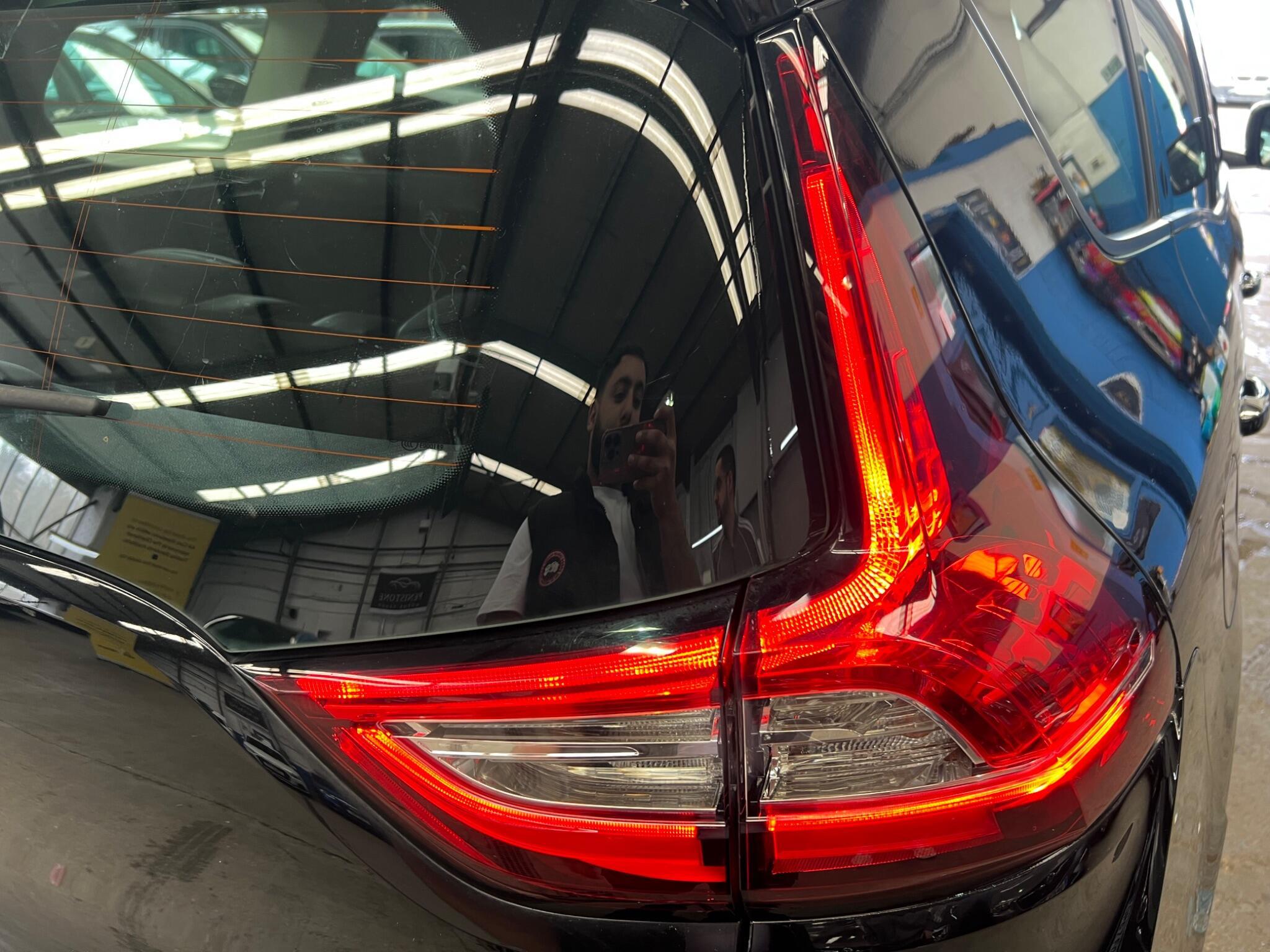 Renault Grand Scenic - Image 11