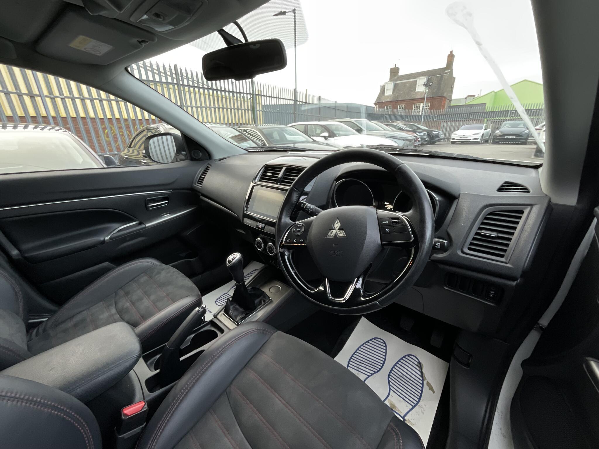 Mitsubishi ASX - Image 7