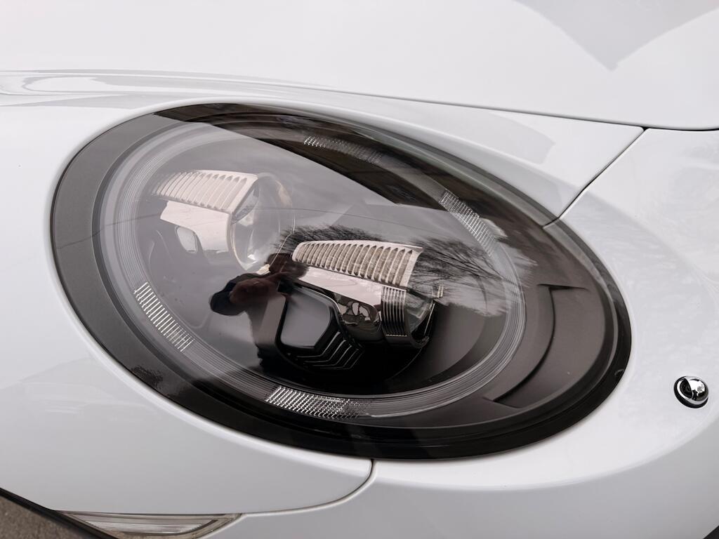 Porsche 911 - Image 41