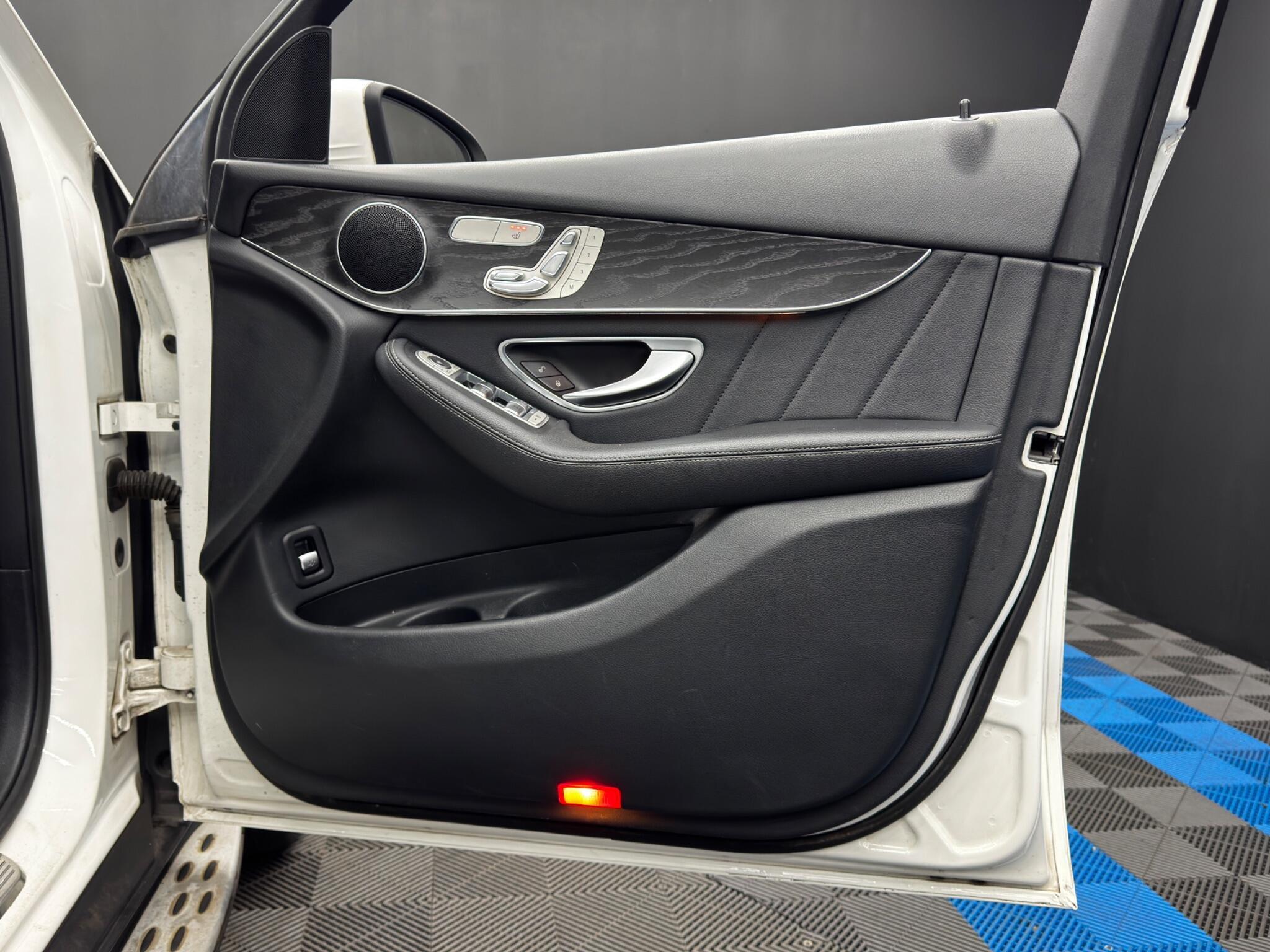 Mercedes GLC - Image 41