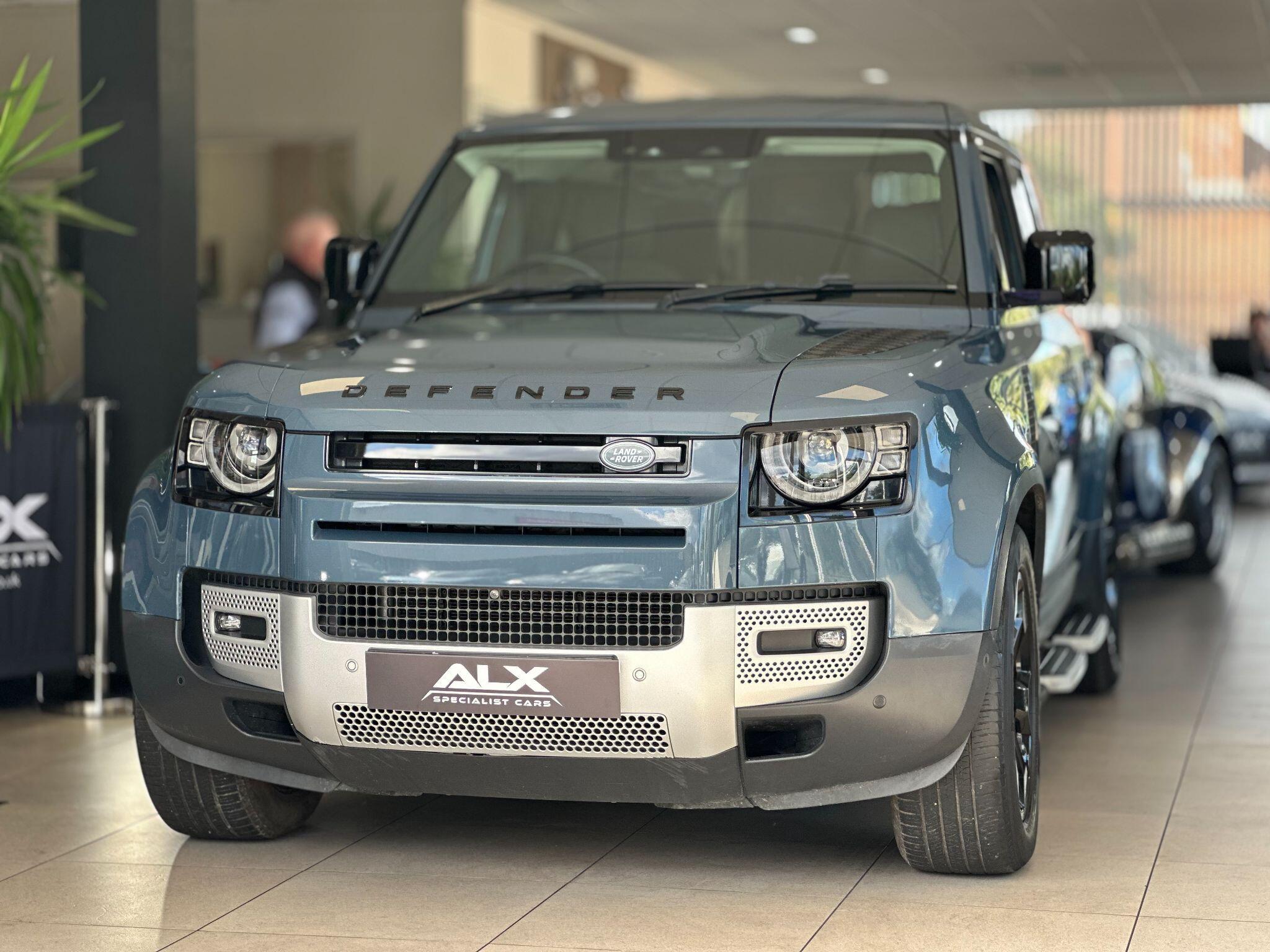 Land Rover Defender 110 - Image 7
