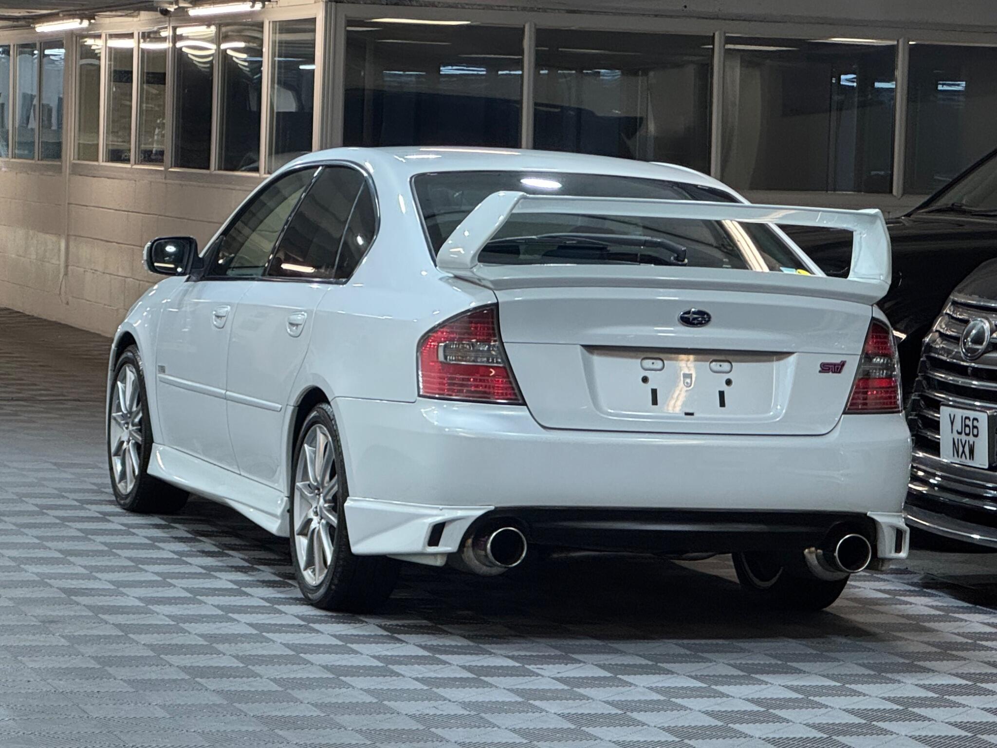 Subaru Legacy - Image 3