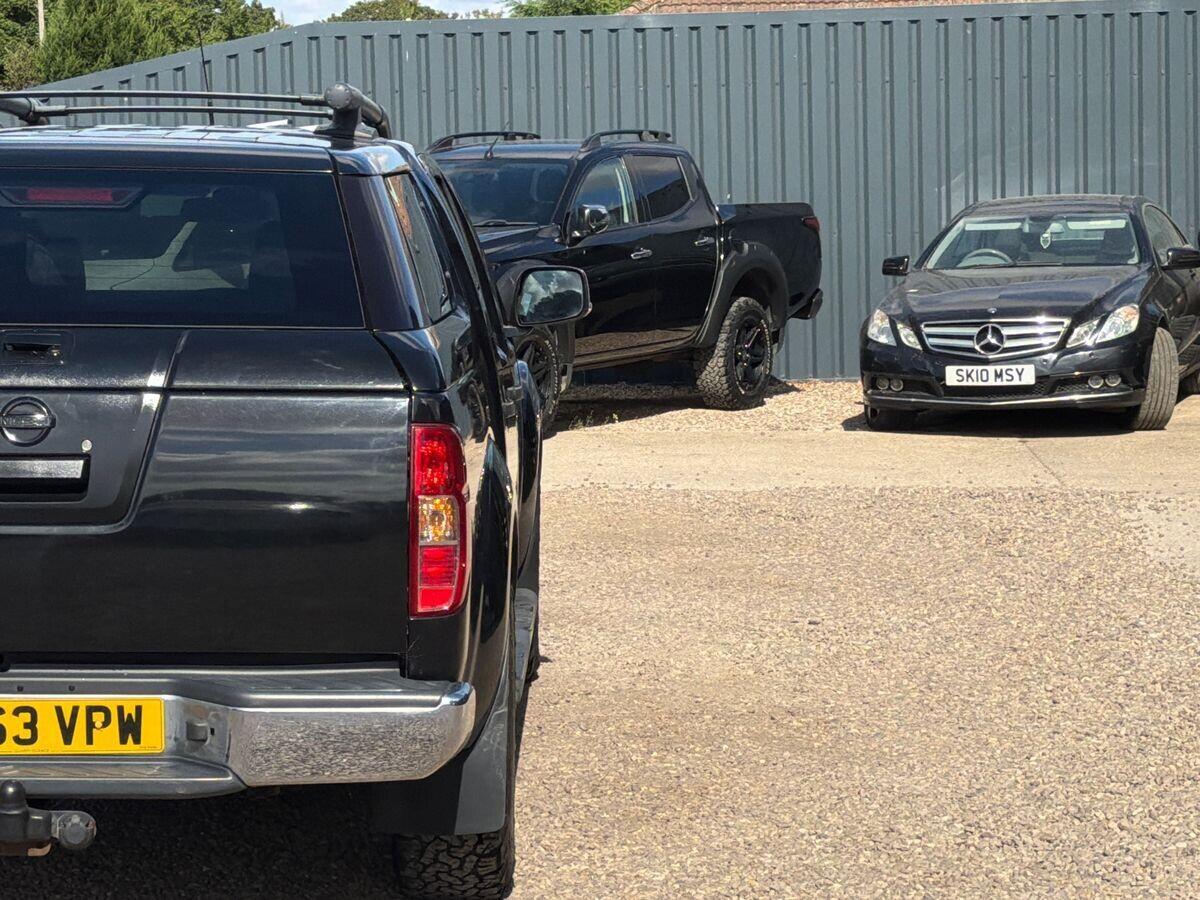 Nissan NAVARA - Image 15