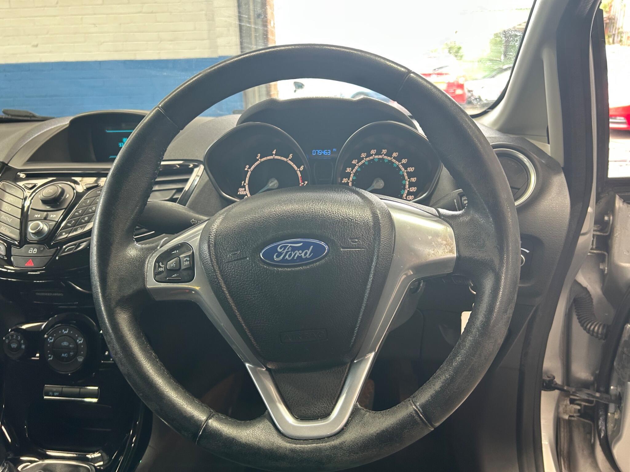 Ford Fiesta - Image 9